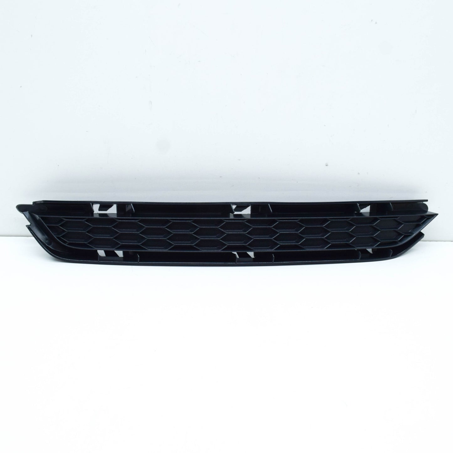 NEW AUDI A4 AVANT B9 FRONT RIGHT BUMPER LOWER GRILLE 8W0807680 ORIGINAL