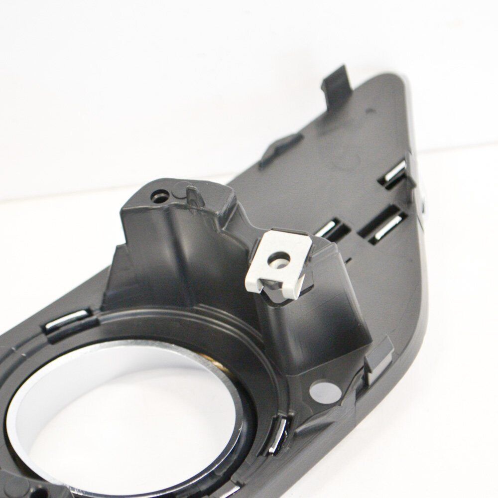 NEW MERCEDES-BENZ B-CLASS W245 FRONT RIGHT FOG LIGHT COVER A1698853022 ORIGINAL