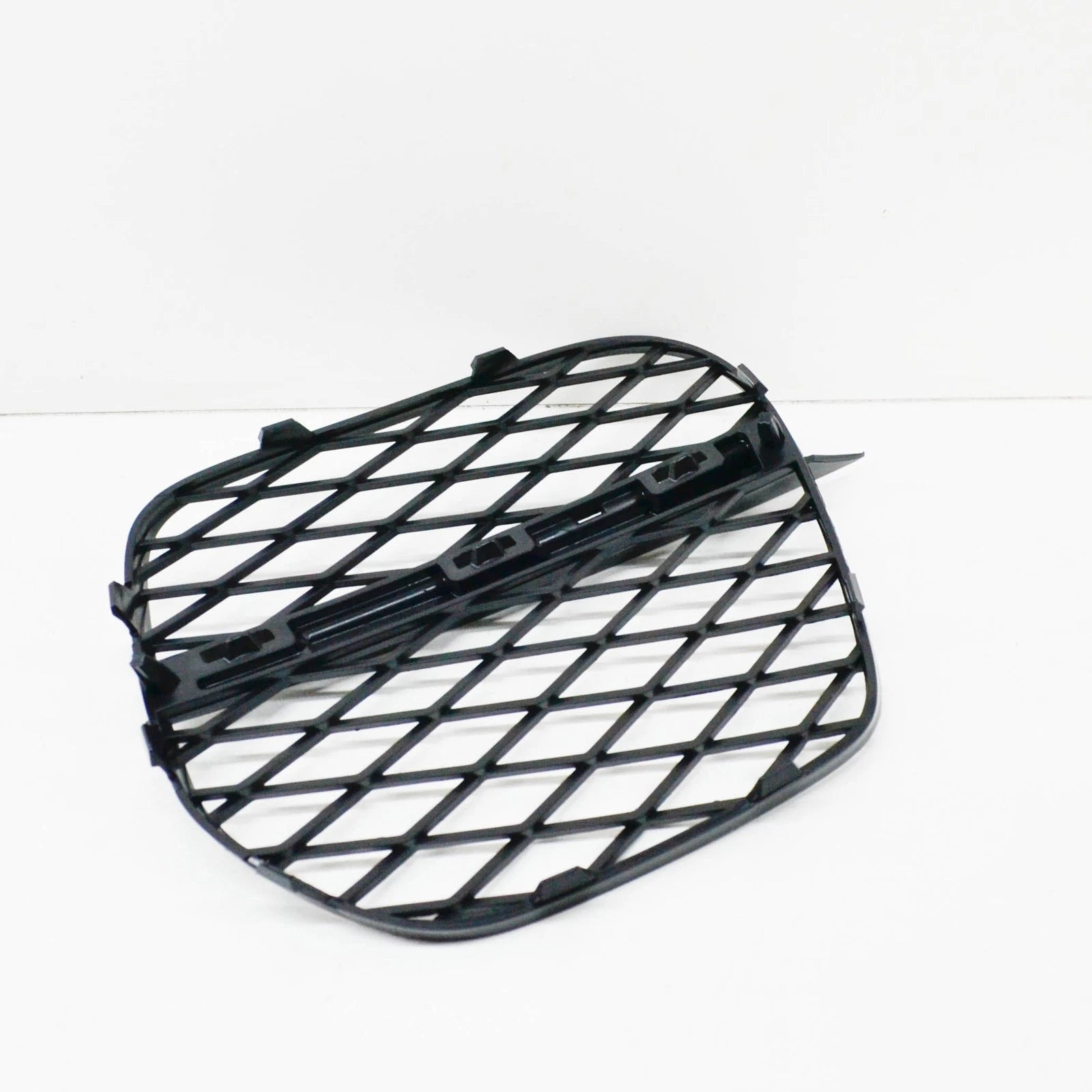 NEW BMW X5 E70 FRONT BUMPER LEFT OPEN GRILLE 51117222857 7222857 ORIGINAL