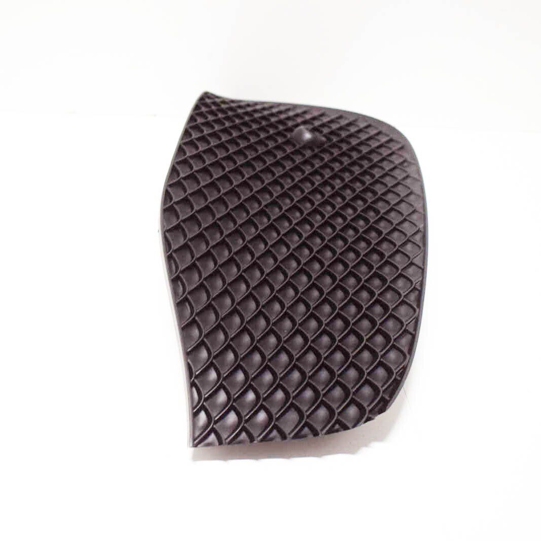 NEW MERCEDES-BENZ E-CLASS W213 FRONT RIGHT FOG LIGHT GRILL A2138851600 ORIGINAL