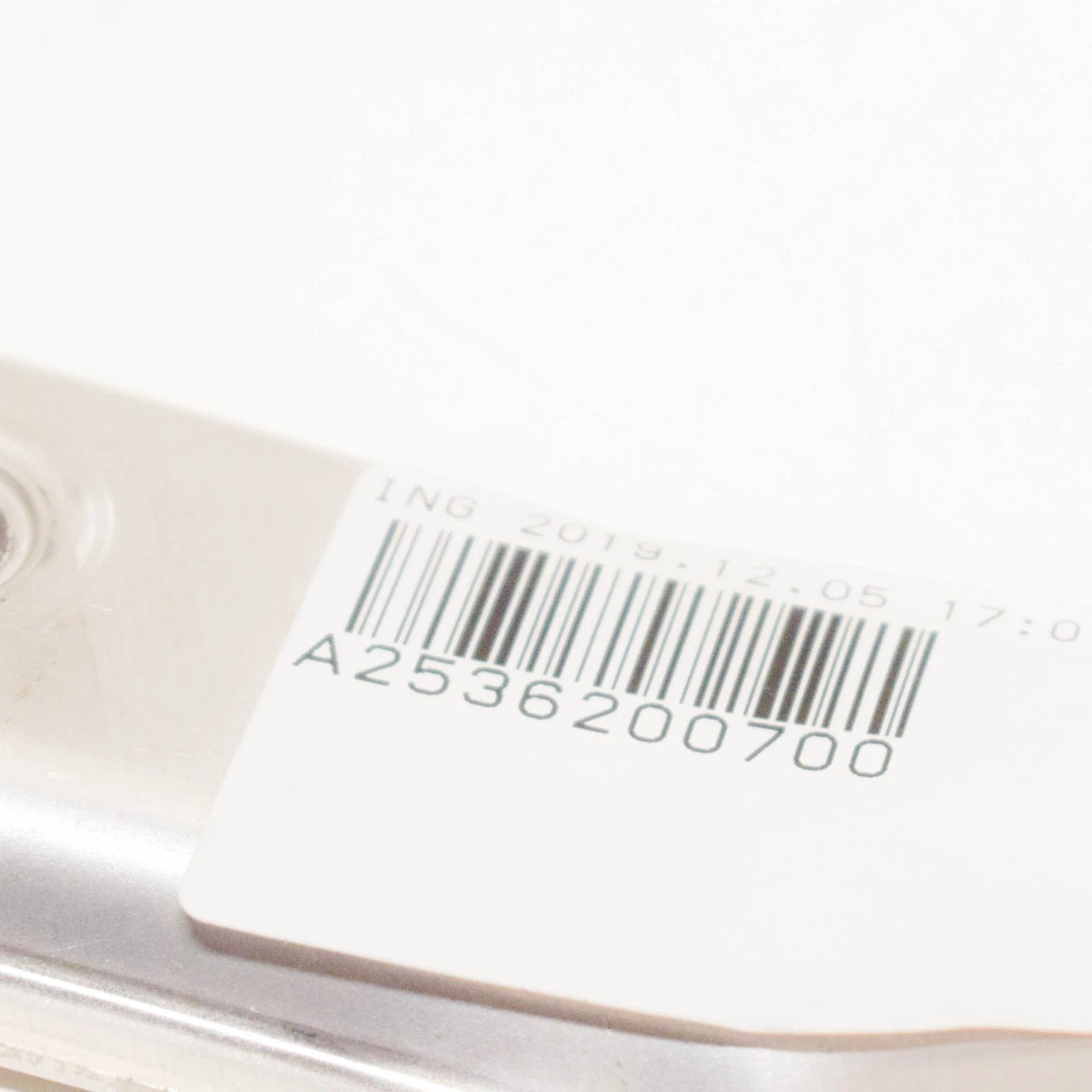 NEW MB E W213 FRONT BUMPER LOWER RIGHT CROSS MEMBER STRUT A2536200700 ORIGINAL