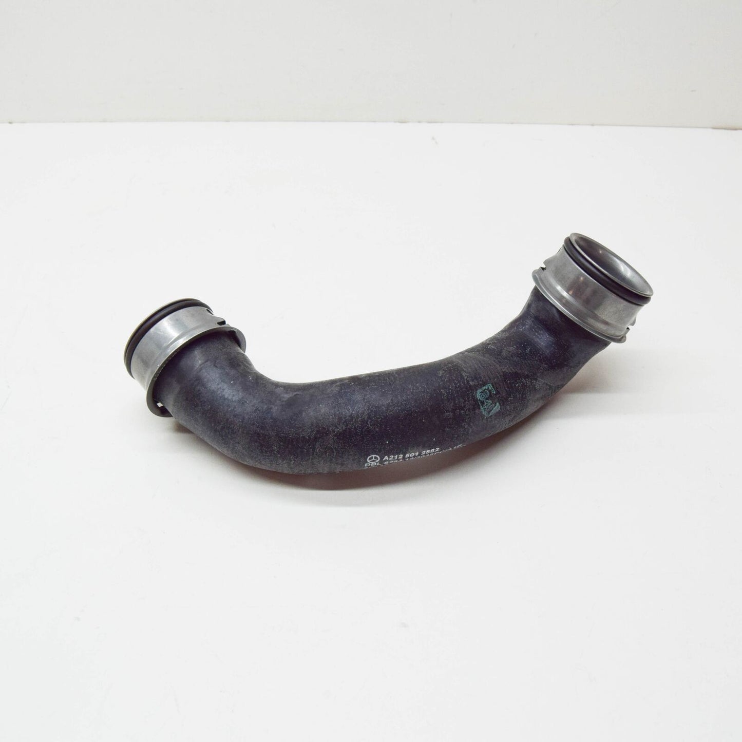 NEW MERCEDES-BENZ E S212 LEFT COOLER TO ENGINE COOLANT HOSE A2125012582 ORIGINAL