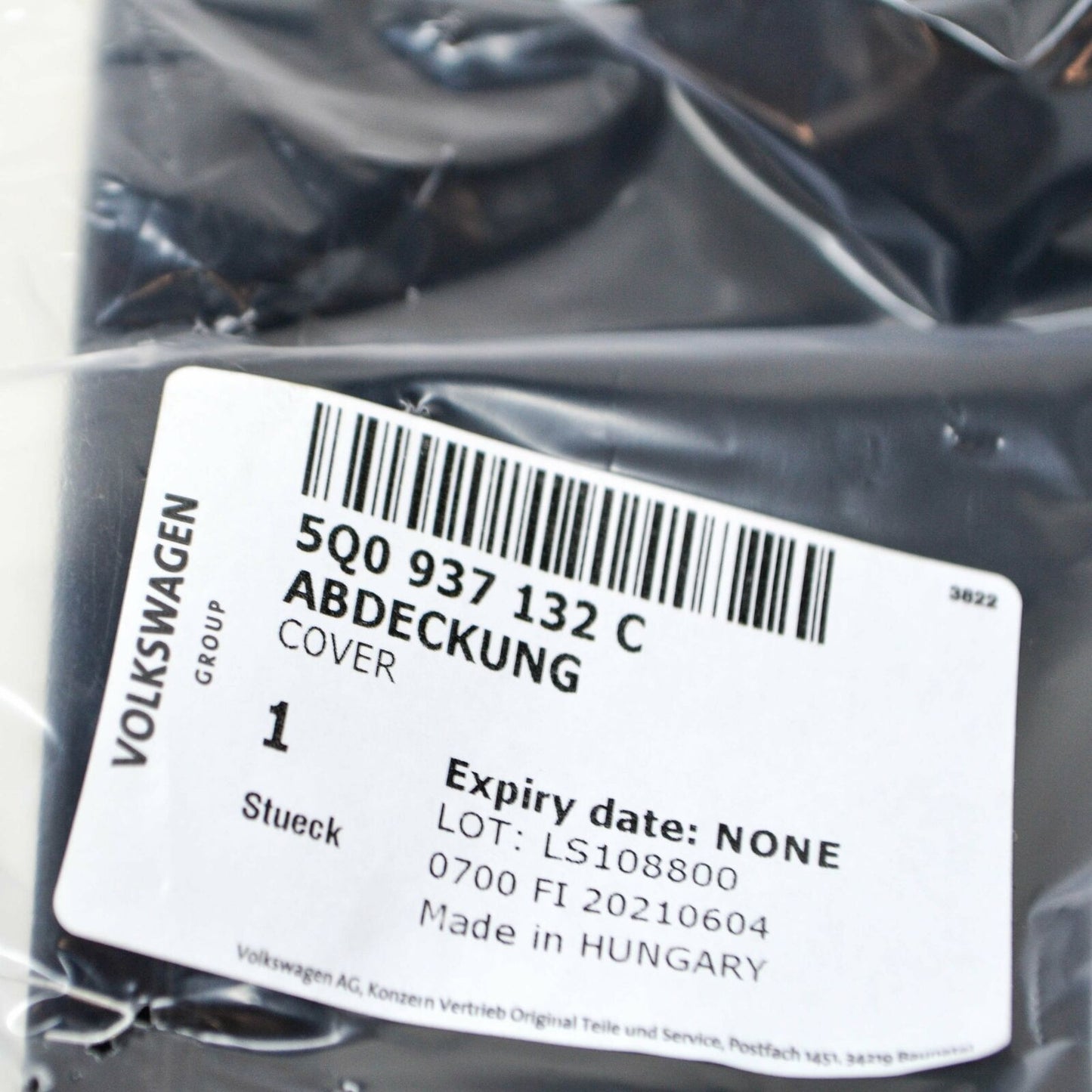 NEW AUDI A3 8V FUSE BOX COVER 5Q0937132C ORIGINAL