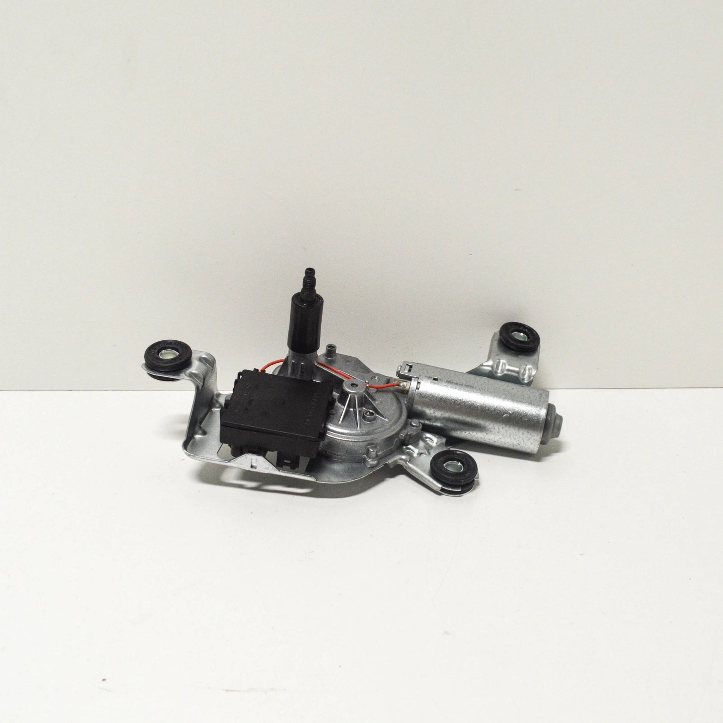 NEW BMW 3 E46 REAR WINDOW WIPER MOTOR 67636925096 6925096 ORIGINAL