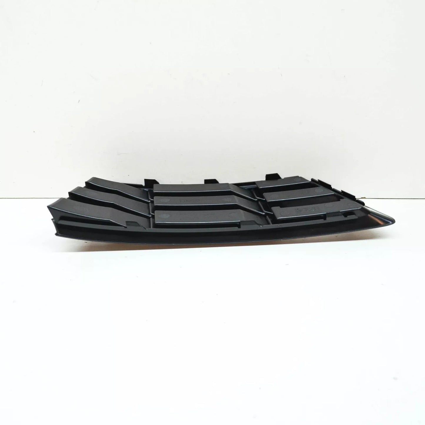 NEW AUDI A4 B9 FRONT BUMPER LEFT VENT GRILLE 8W0807681B9B9