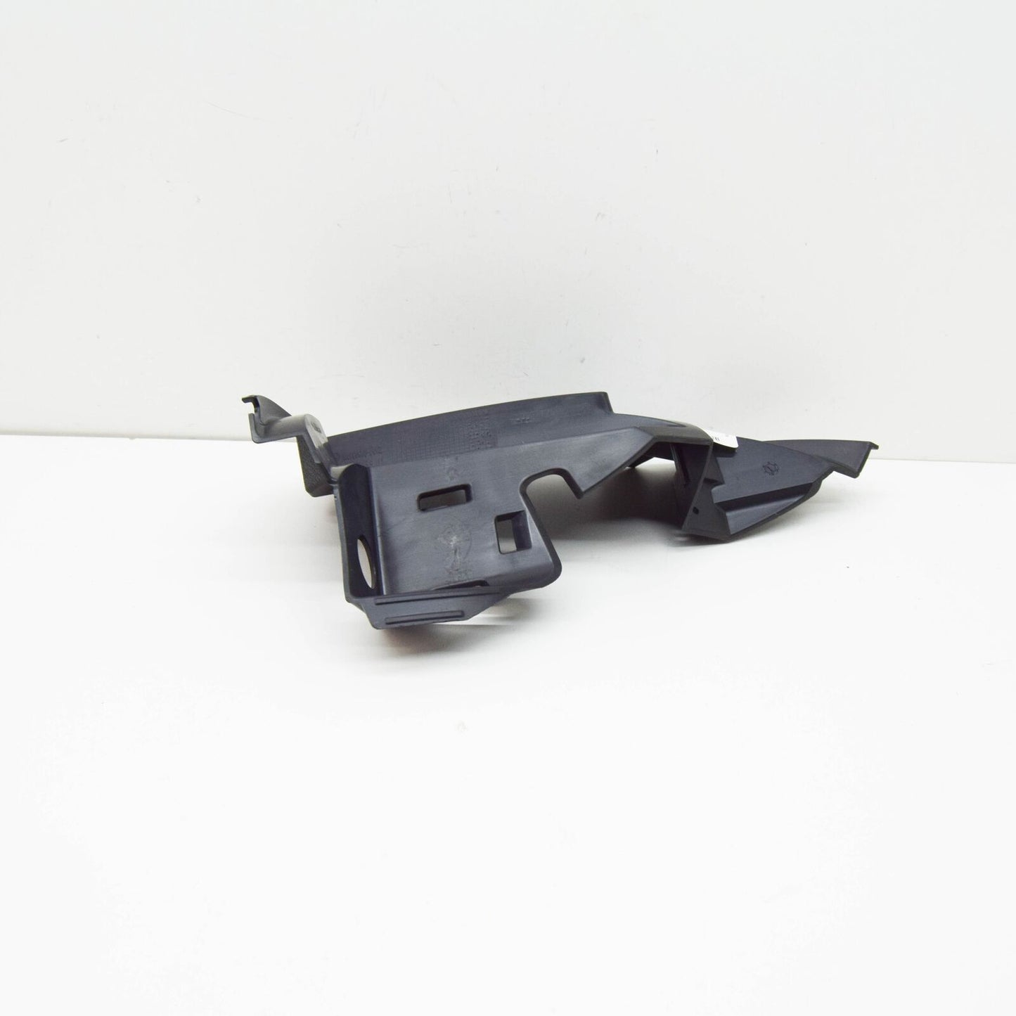 NEW MERCEDES-BENZ E C238 FRONT LEFT BUMPER HOLDER A2388855801 ORIGINAL