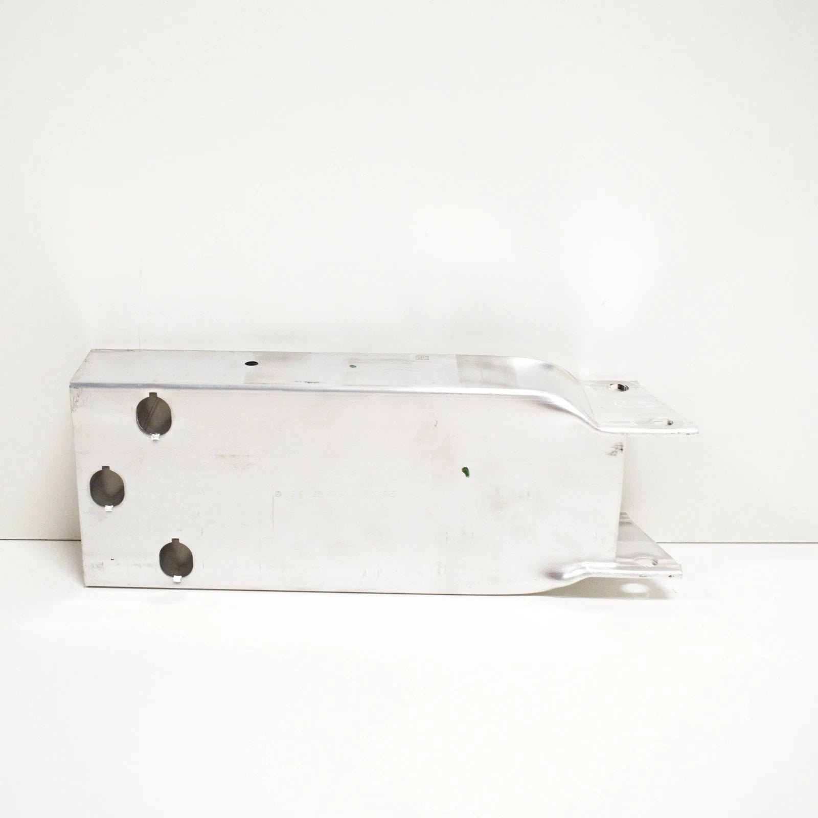 NEW MB E W213 FRONT LEFT REINFORCEMENT BRACKET BAR IMPACT A2136201500 ORIGINAL