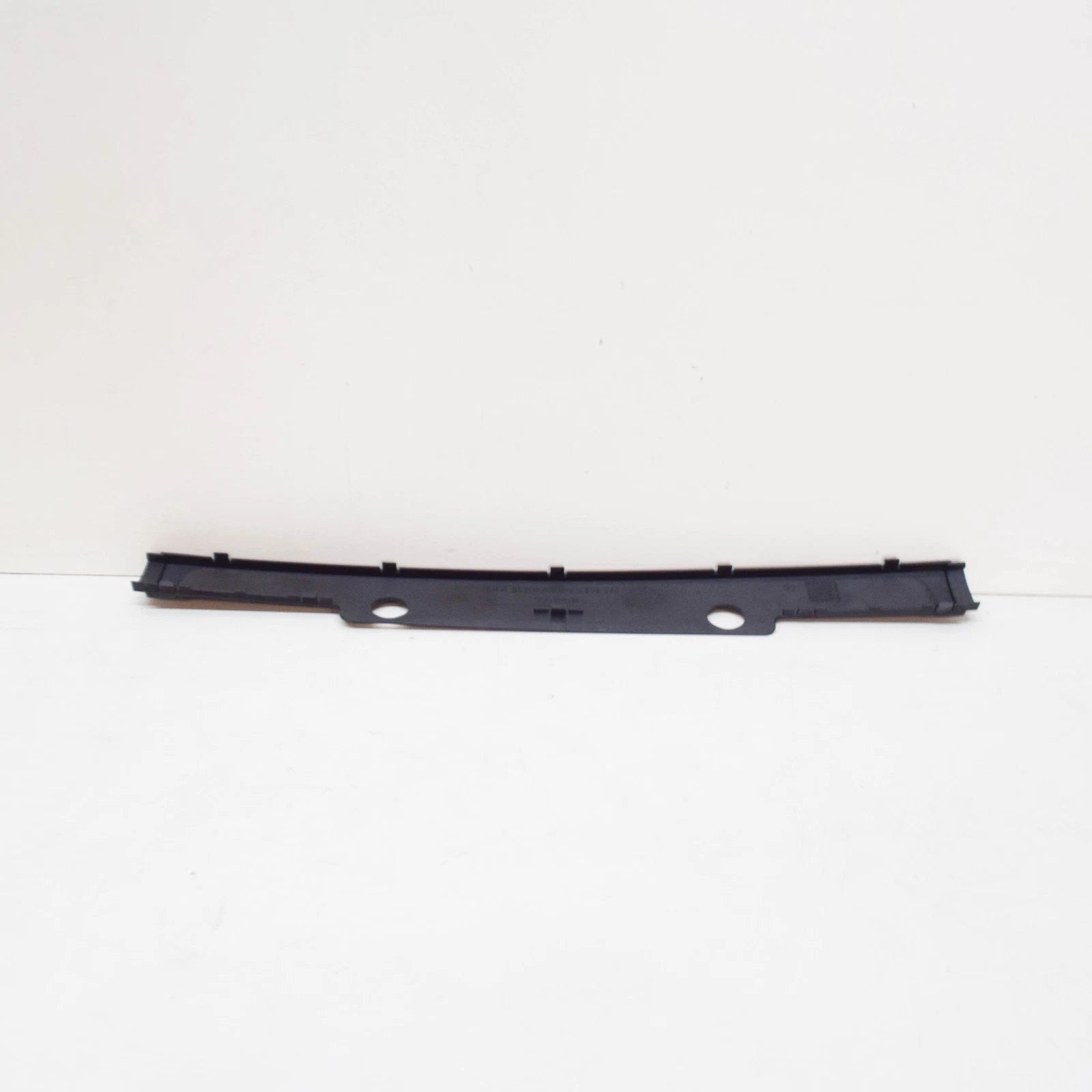 NEW BMW E36 CABRIO COMPACT COUPE SEDAN NUMBER PLATE STRIP 2265632 51112265632