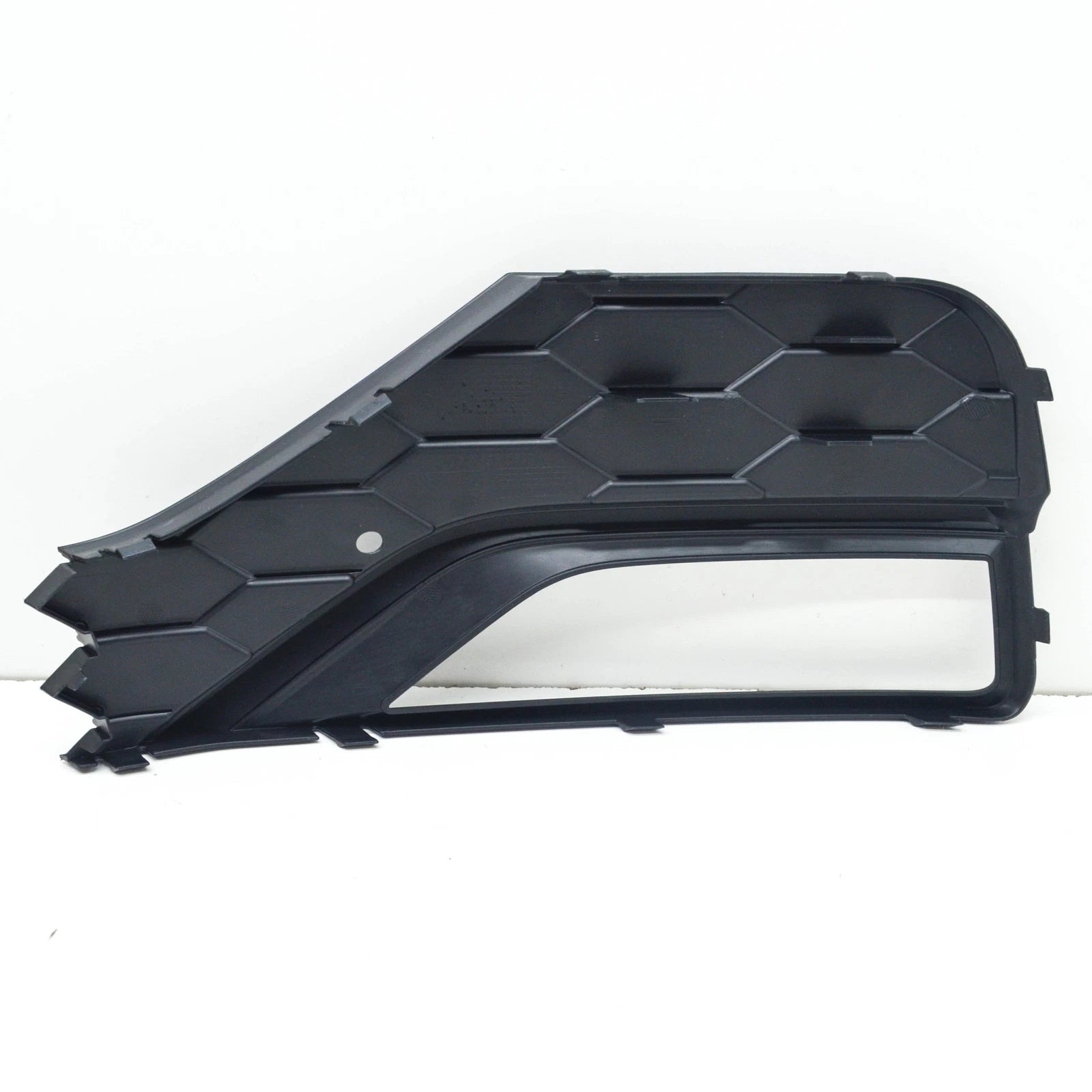 NEW VW AMAROK S1B FRONT LEFT BUMPER FOG LIGHT GRILLE 2H6807489E9B9