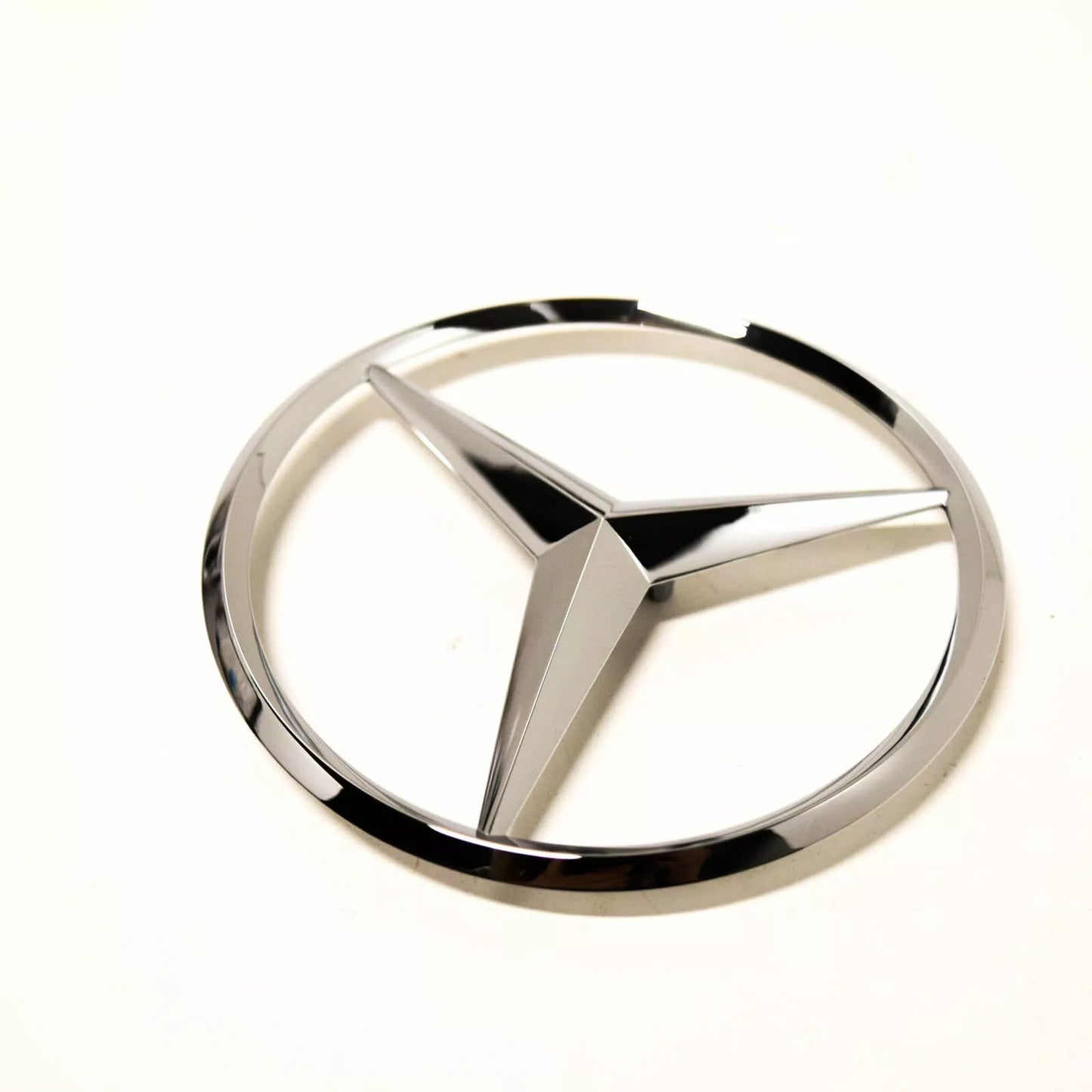 NEW MERCEDES-BENZ E-CLASS W212 BOOTLID BADGE A2128170116 ORIGINAL