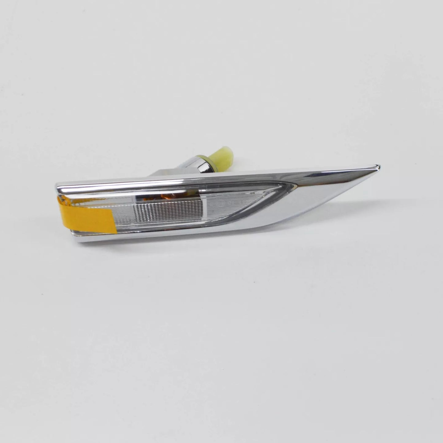 NEW VW CADDY 2K MK3 FRONT RIGHT CHROMED TURN SIGNAL INDICATOR 2K5949102A