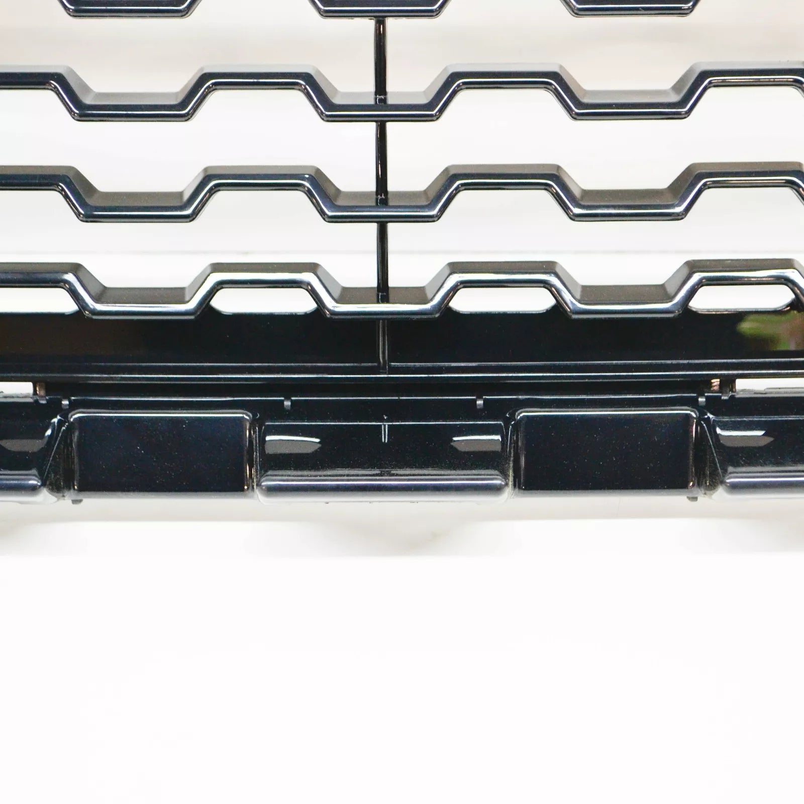 NEW BMW 7 G11 FRONT BUMPER CENTER M AIR INTAKE GRILLE 51118092154 ORIGINAL