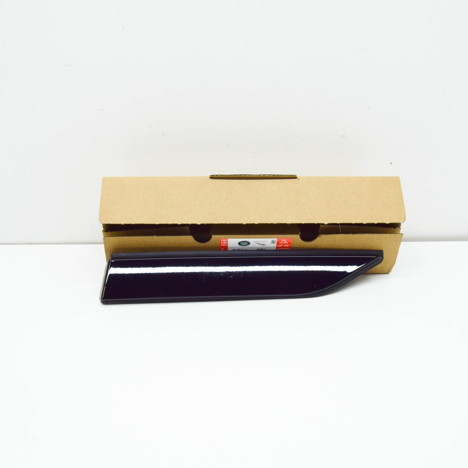 new land rover range rover evoque l538 rear lh roof molding lr055428 original