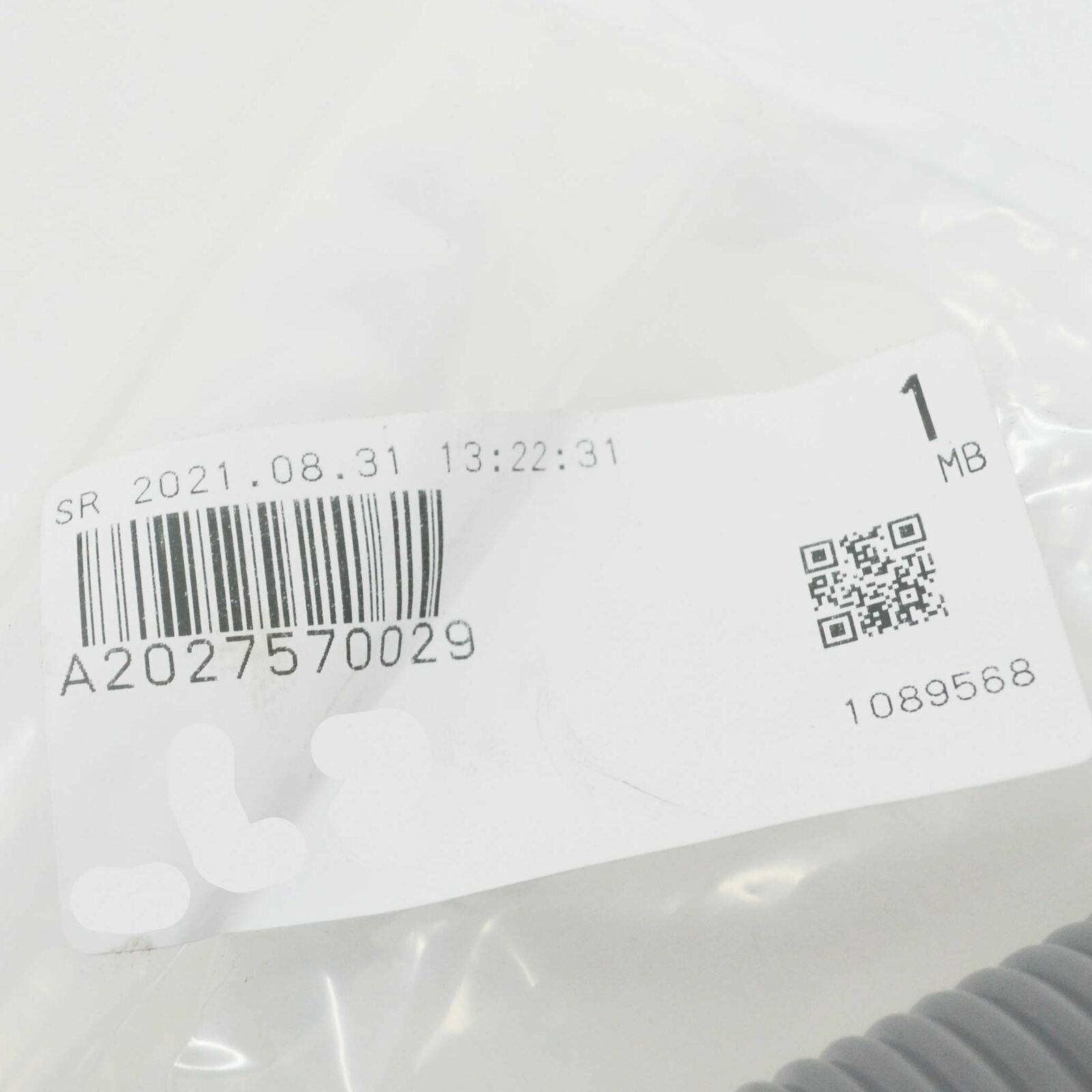 NEW MERCEDES-BENZ C W202 REAR LID SPRING A2027570029 ORIGINAL