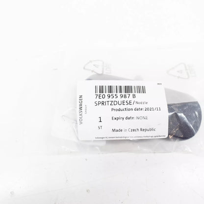 NEW VOLKSWAGEN MULTIVAN T6 WINDSCREEN LEFT WATER JET 7E0955987B ORIGINAL