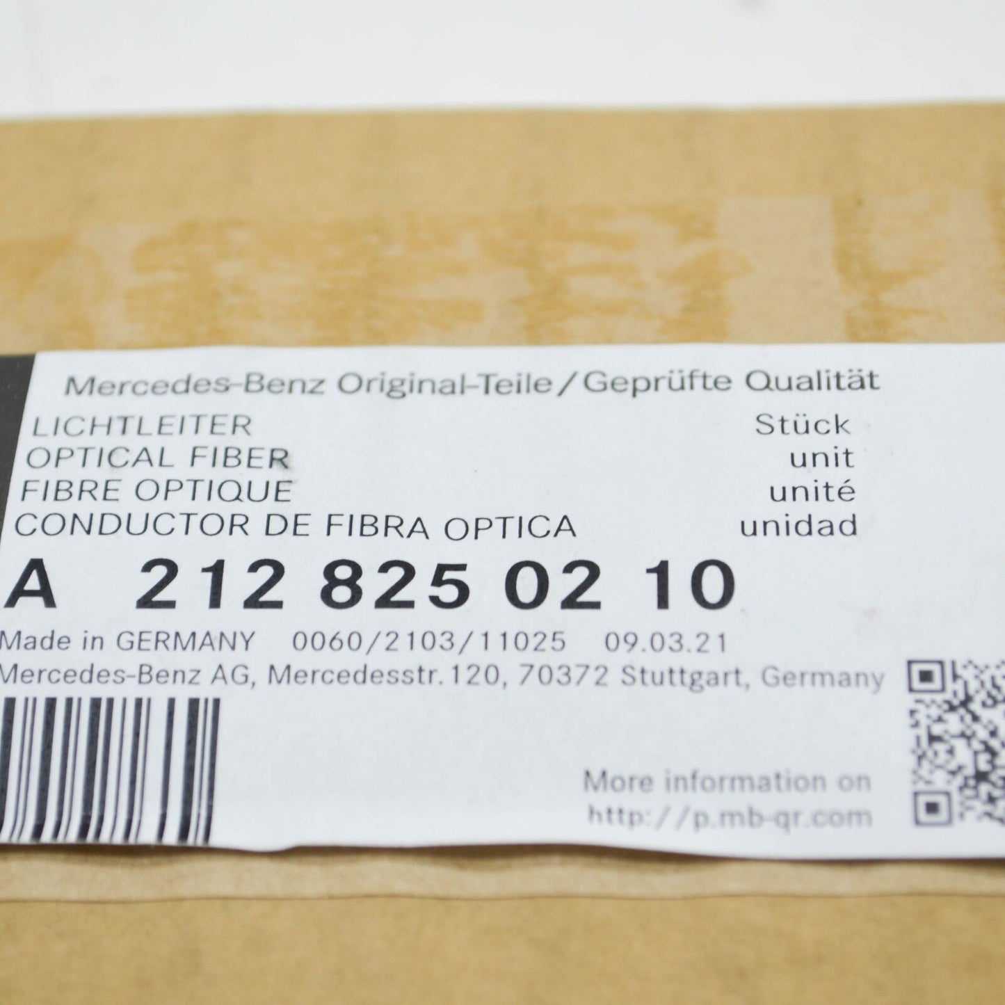 NEW MERCEDES-BENZ E W212 FRONT RIGHT DOOR OPTICAL FIBER A2128250210 ORIGINAL