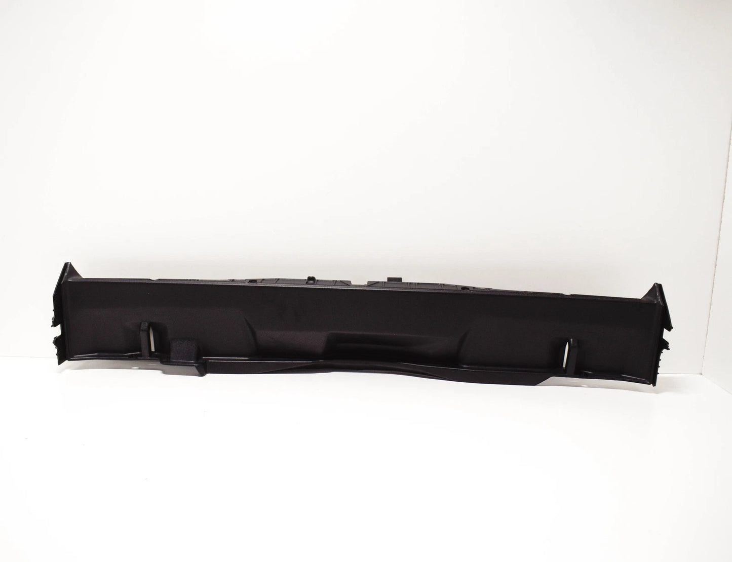 NEW BMW 8 E31 COUPE TAIL TRIM PANEL 51471970277 ORIGINAL