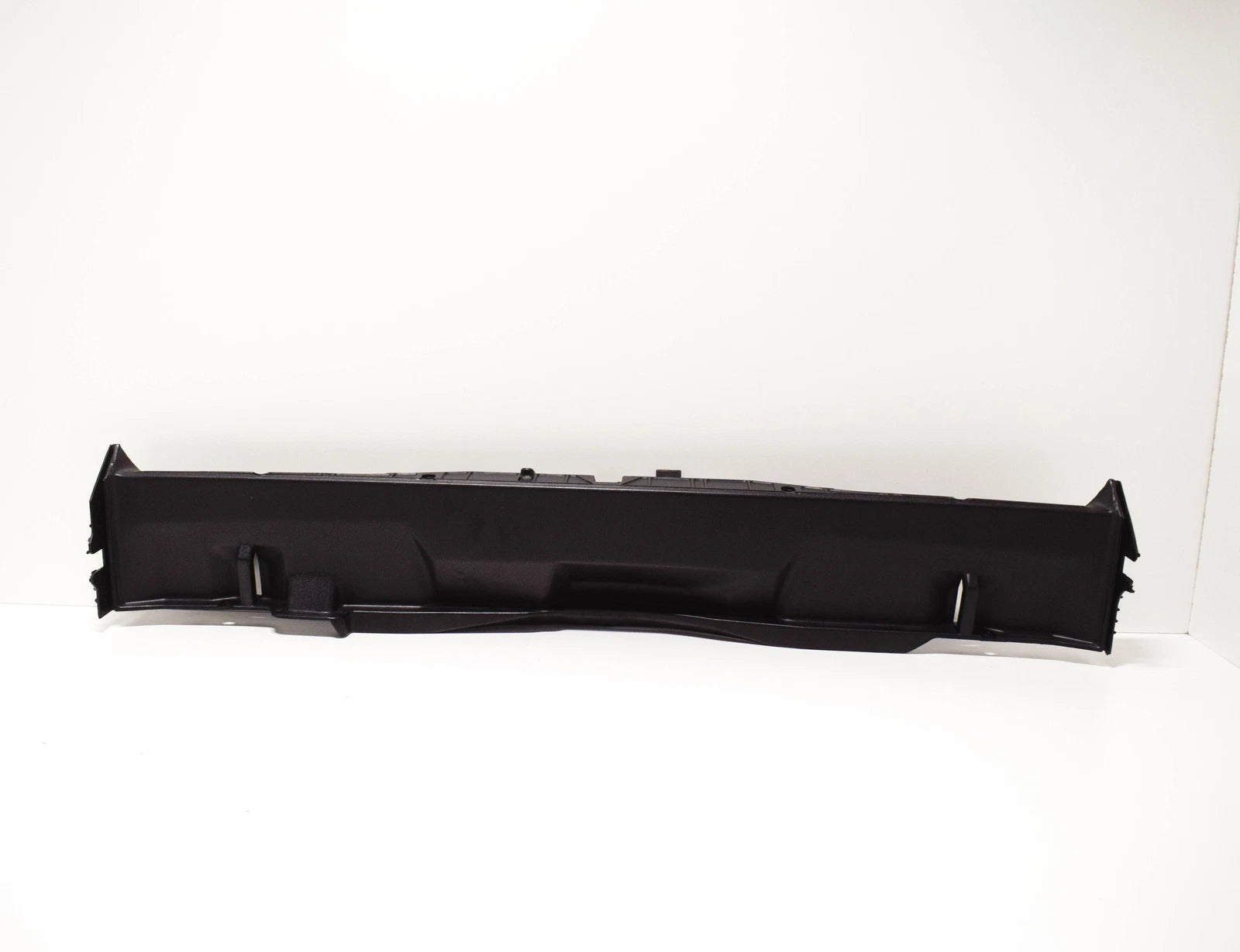 NEW BMW 8 E31 COUPE TAIL TRIM PANEL 51471970277 ORIGINAL