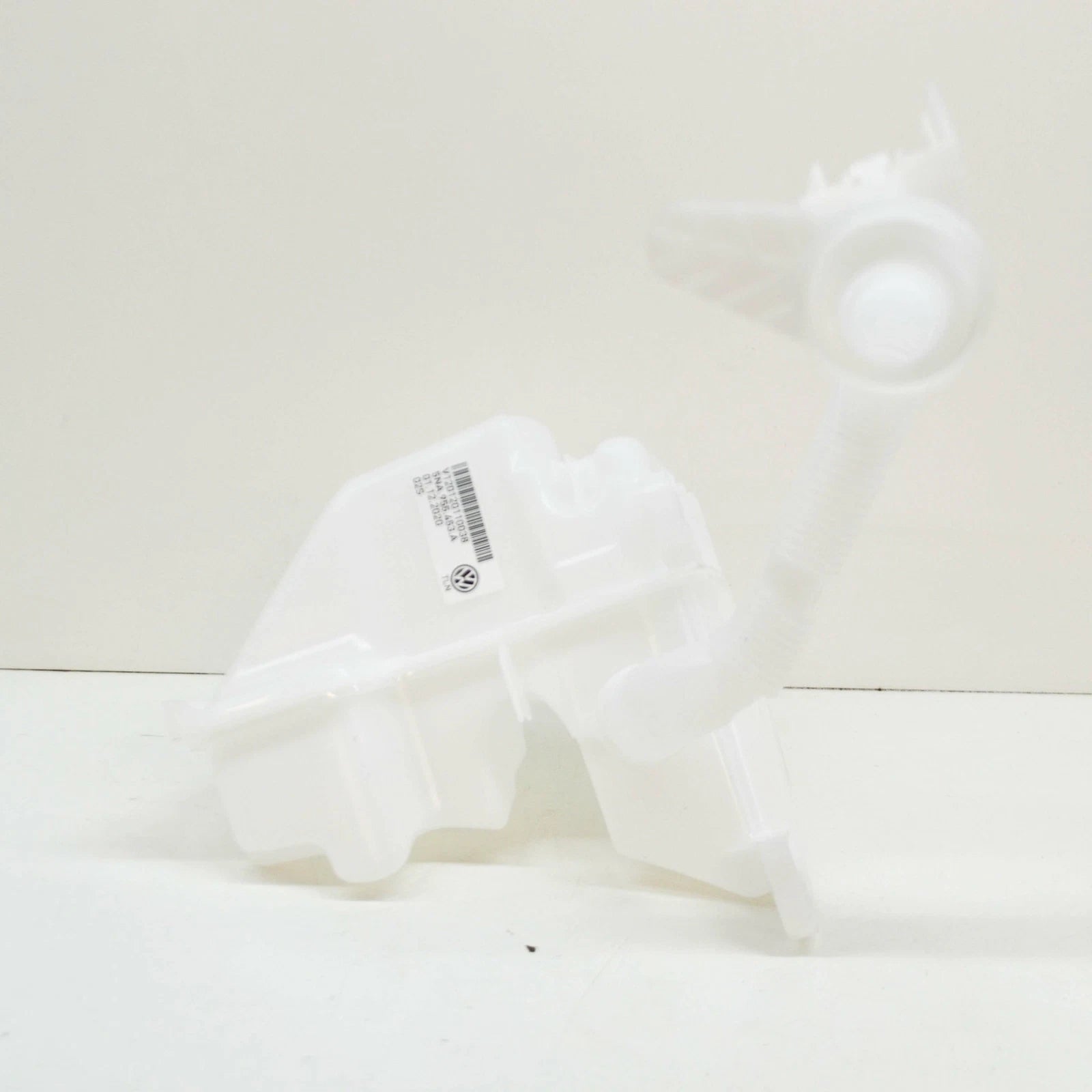 NEW VOLKSWAGEN TIGUAN AD MK2 WINDSHIELD WASHER RESERVOIR TANK 5NA955453A
