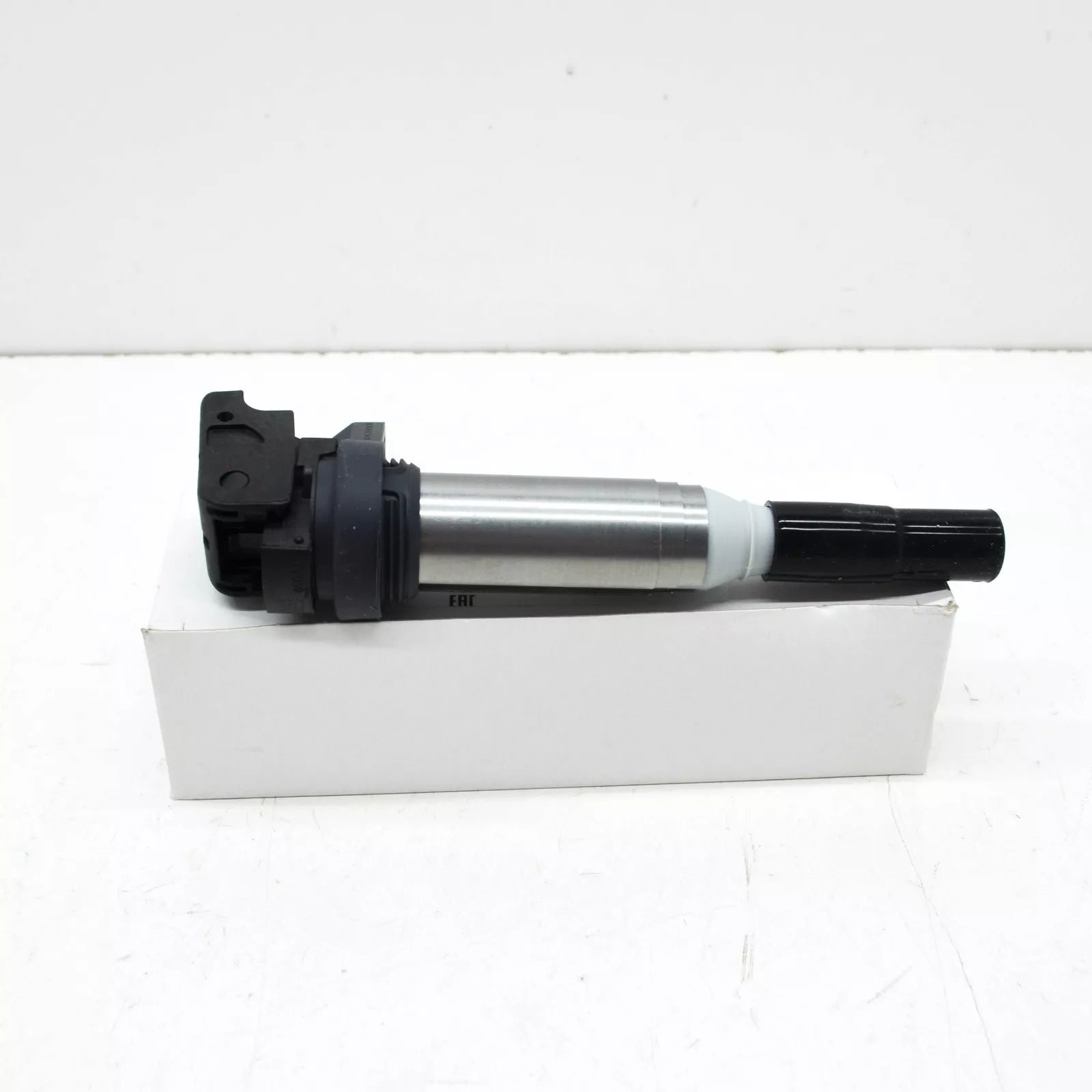 NEW BMW 7 F01, F02 IGNITION COIL 8611236 12138611236 ORIGINAL
