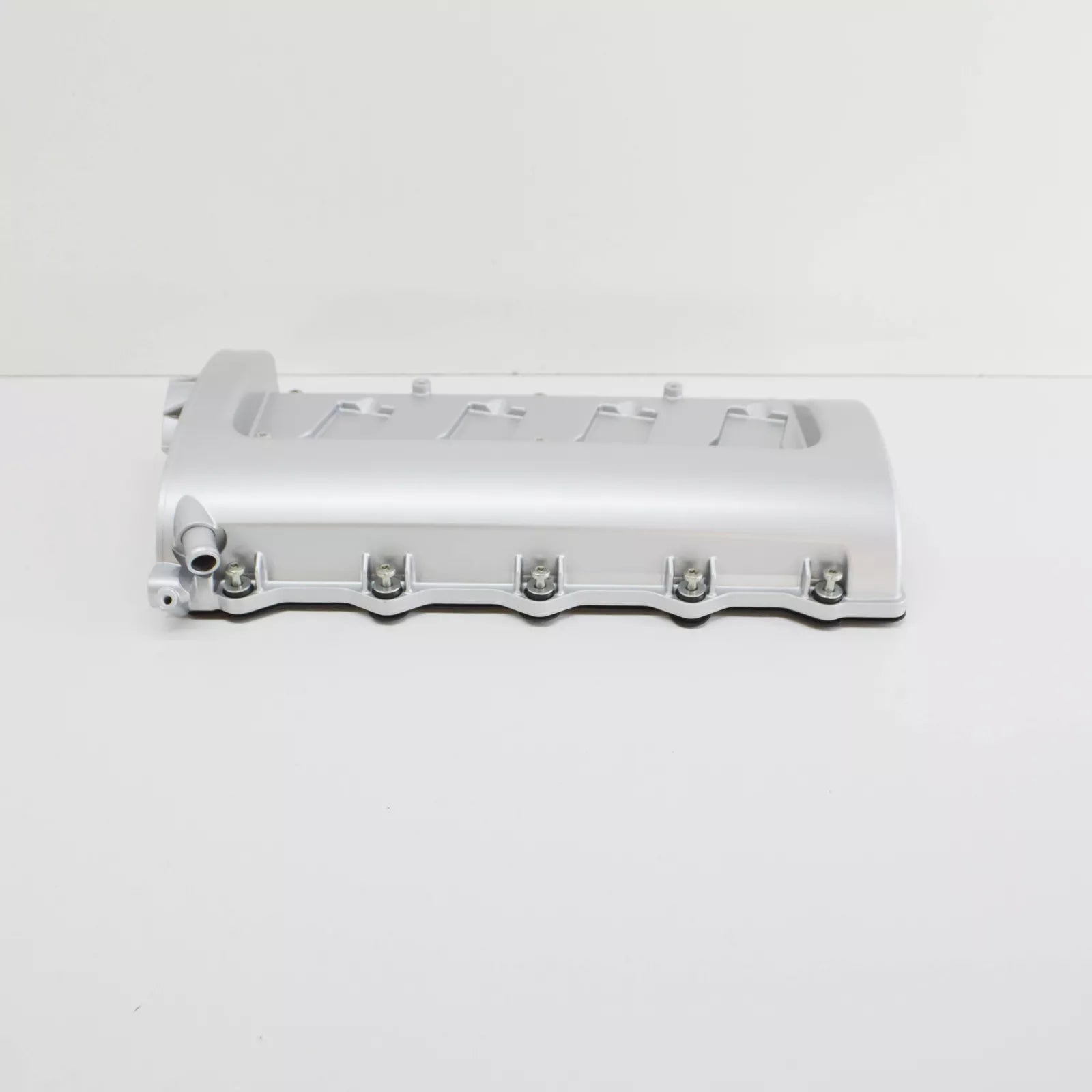 NEW VW PHAETON GP2 RIGHT CYLINDER HEAD COVER WITH GASKET 077103472P ORIGINAL