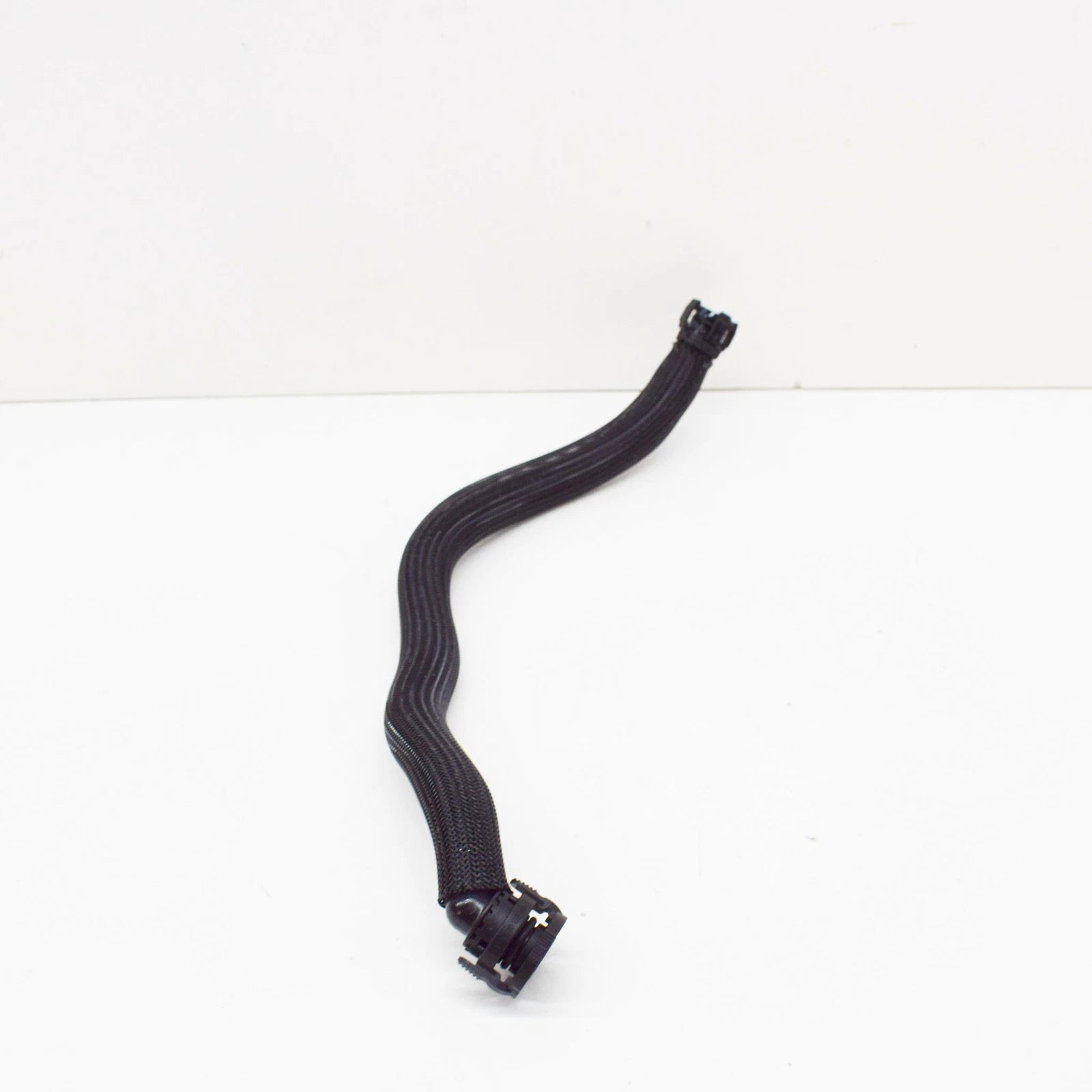 NEW BMW E70 E71 SAC SUV CRANKCASE VENTILATION PIPE 7589992 11157589992 ORIGINAL