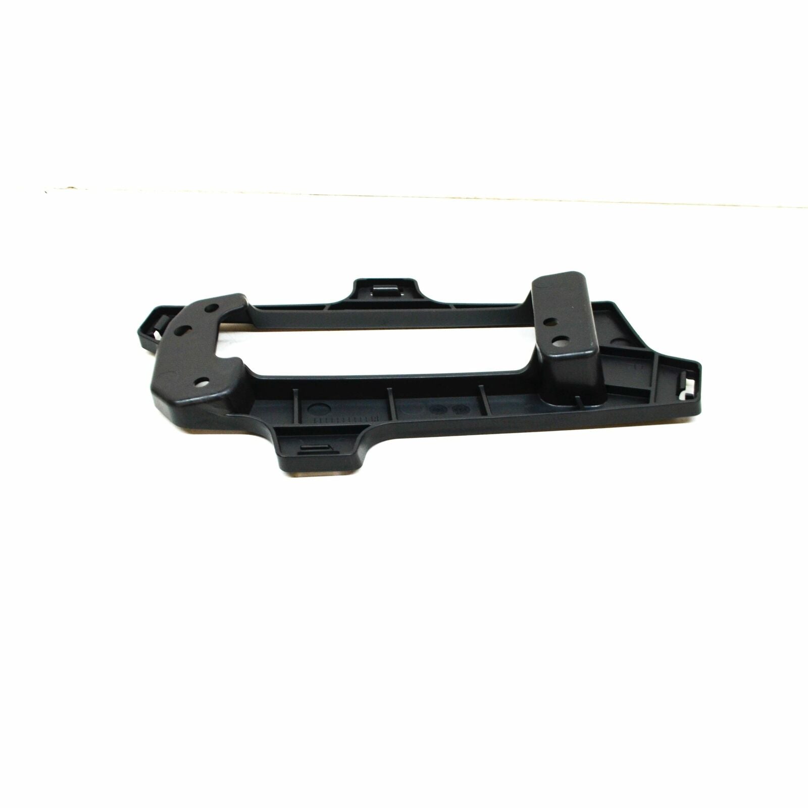 NEW MERCEDES-BENZ GLK X204 FRONT RIGHT BEZEL BRACKET A2048850131 ORIGINAL