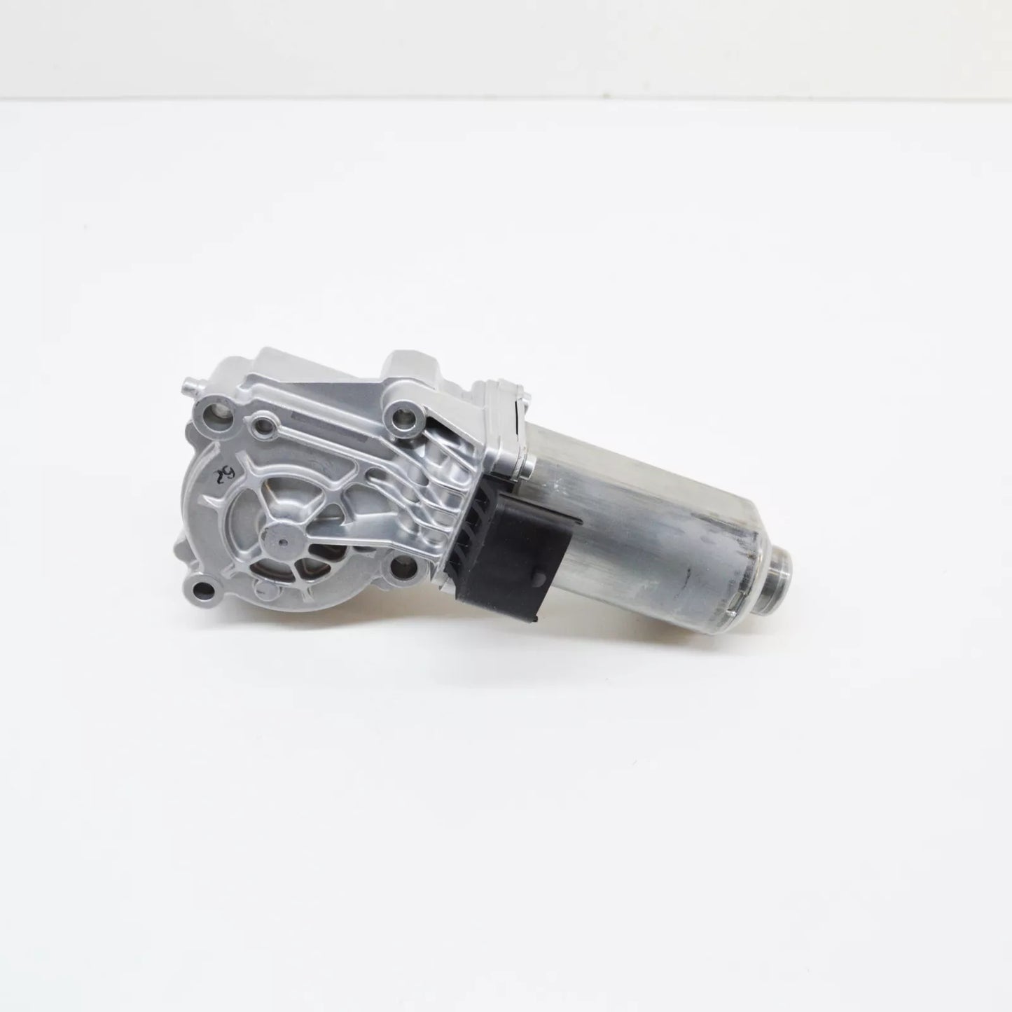 NEW MERCEDES-BENZ G W461 TRANSFER CASE ELECTRIC MOTOR A4635400088 ORIGINAL