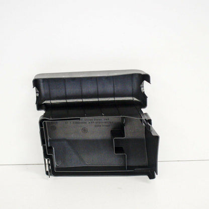 NEW VOLKSWAGEN PASSAT B8 FUSE BOX RELAY COVER 5C0937132C ORIGINAL