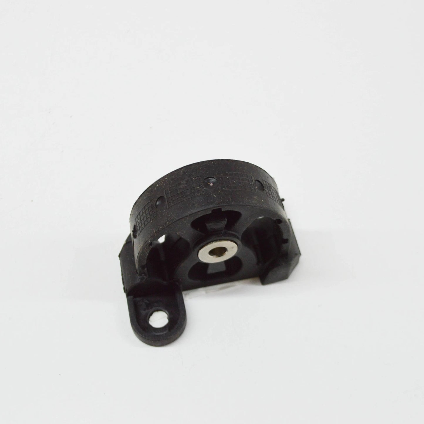 NEW BMW Z4 E85 RIGHT EXHAUST SYSTEM RUBBER MOUNTING 18207836638 7836638 ORIGINAL