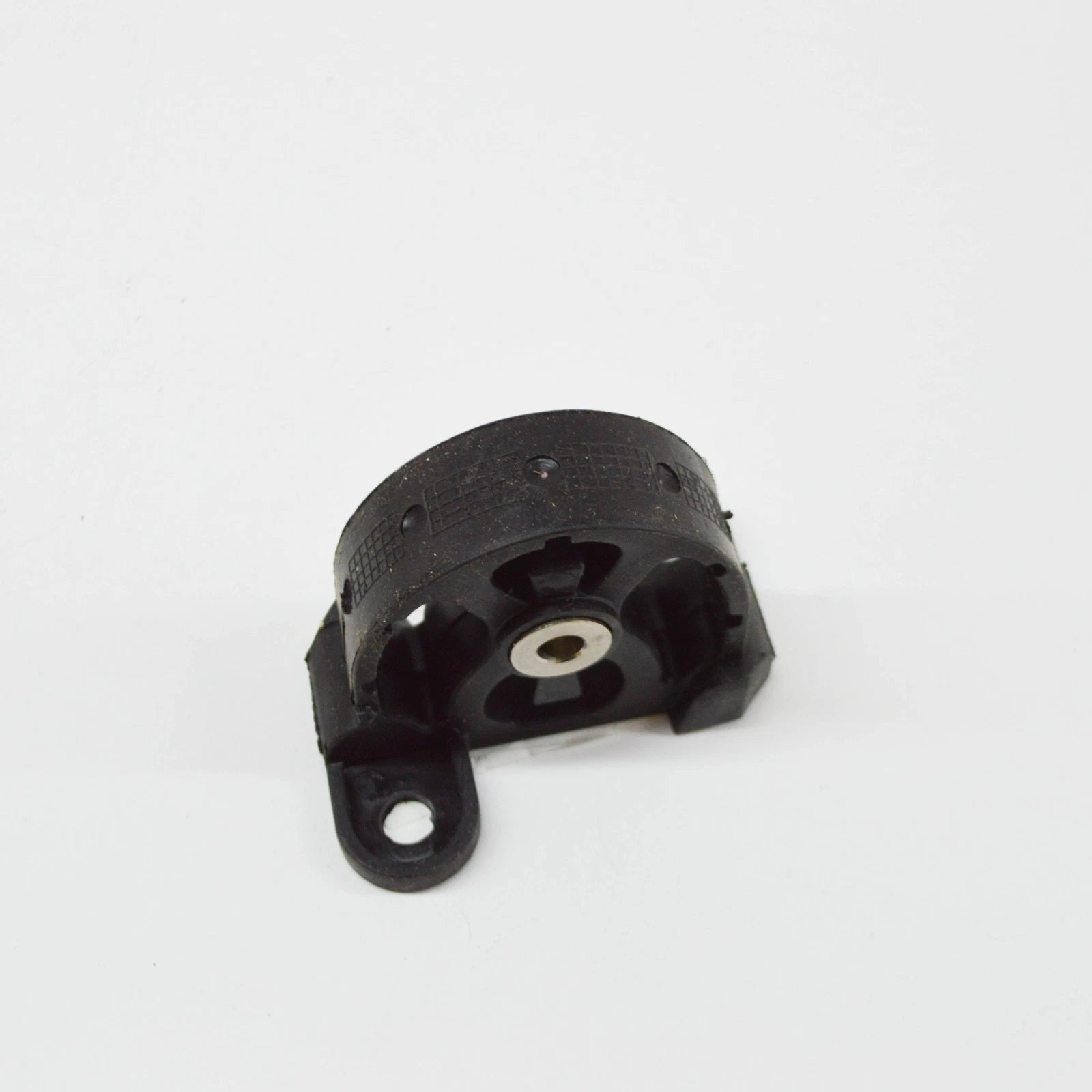 NEW BMW Z4 E85 RIGHT EXHAUST SYSTEM RUBBER MOUNTING 18207836638 7836638 ORIGINAL