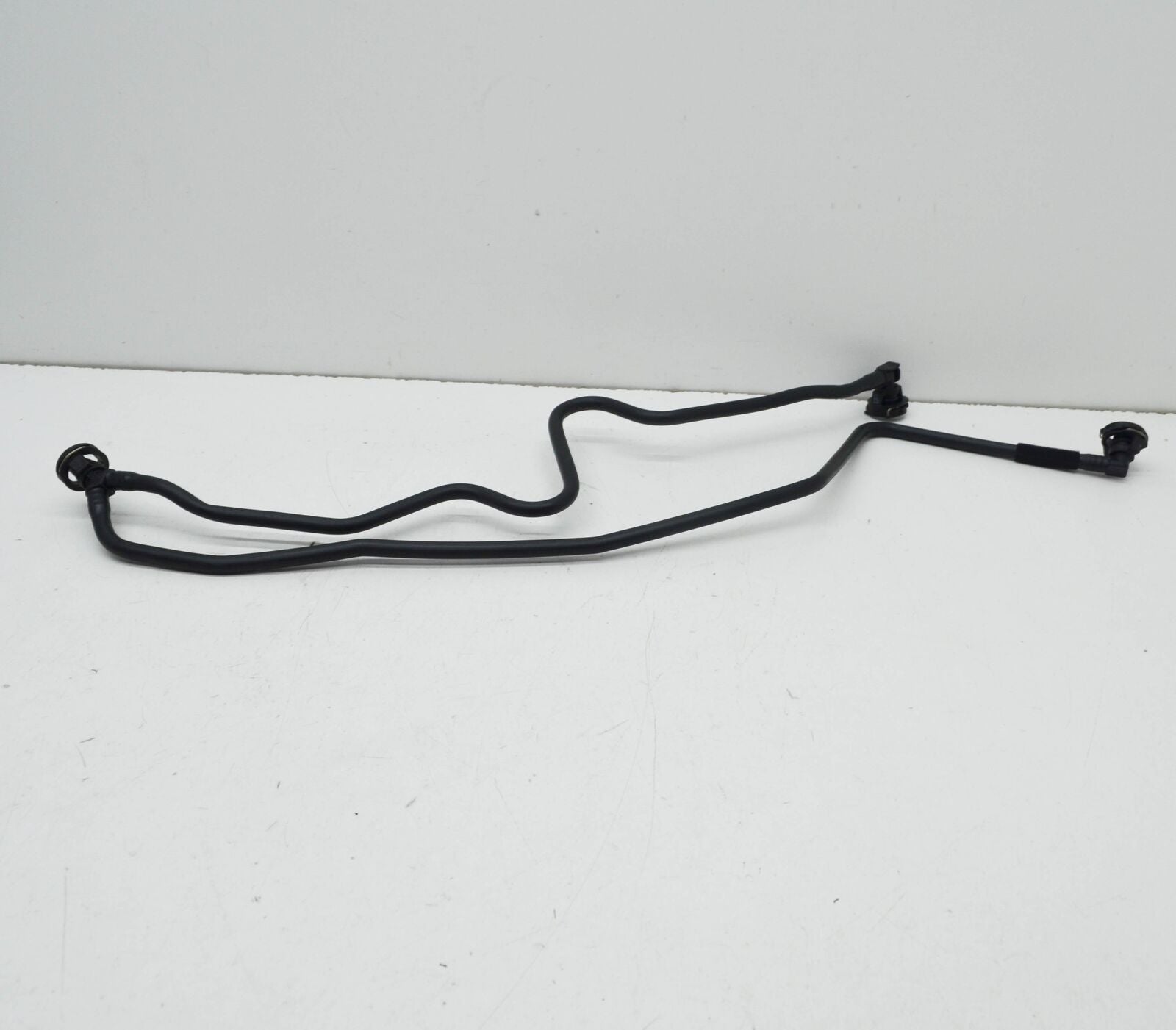 NEW MERCEDES-BENZ A W176 COOLING RADIATOR HOSE A2465010125 ORIGINAL