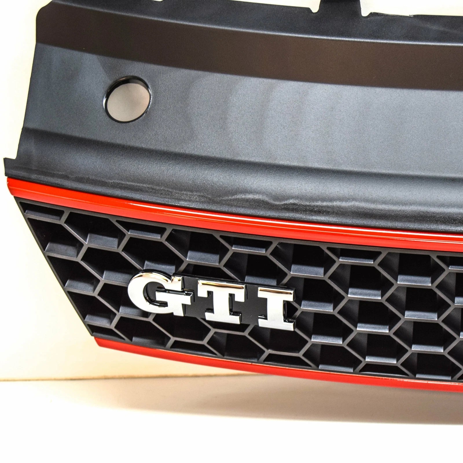 NEW VOLKSWAGEN POLO 6R FRONT BUMPER RADIATOR GRILLE 6R0853651RQWD ORIGINAL