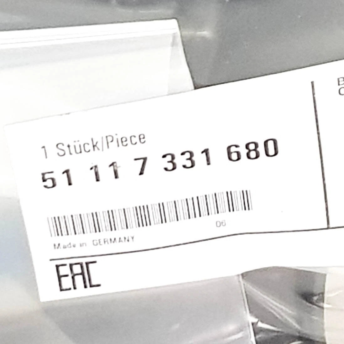 NEW BMW 5 GT F07 RIGHT FOG LIGHT PARTLY CLOSED GRILLE 51117331680 2015 ORIGINAL