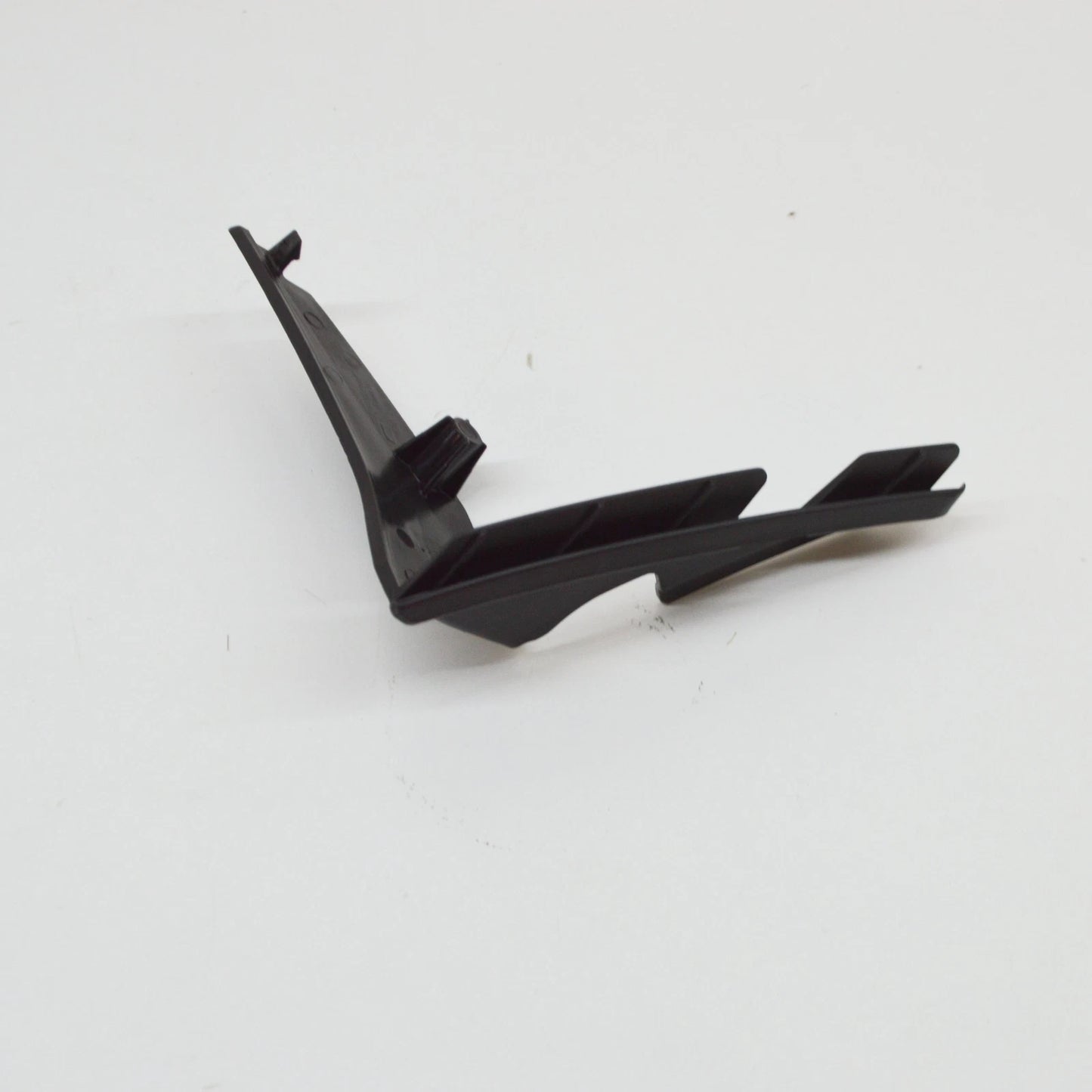 NEW VOLKSWAGEN GOLF MK7 REAR DIFFUSER MOUNTING BRACKET - LEFT 5G6807349