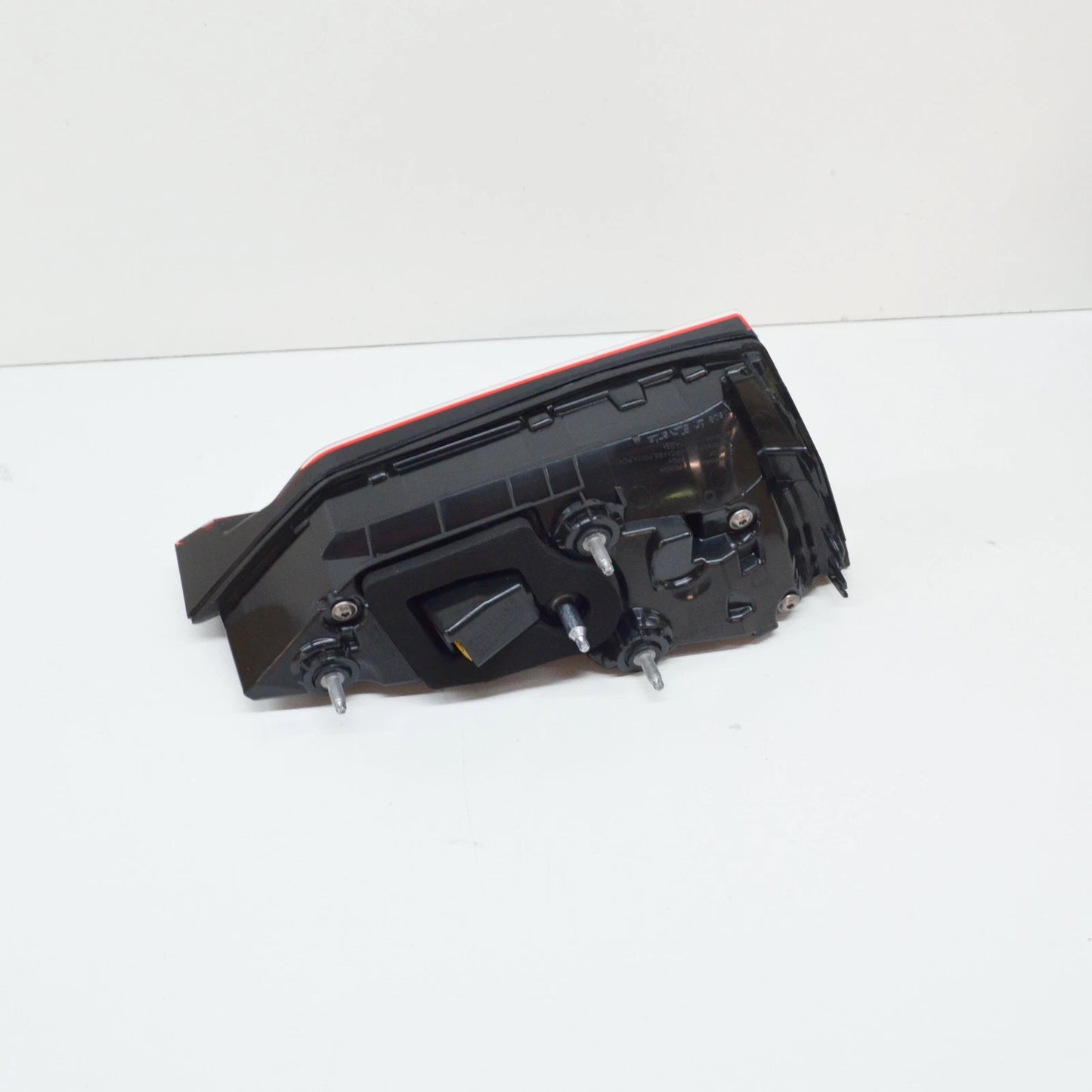 NEW AUDI S5 8W6 REAR RIGHT TAILLIGHT 8W6945094M ORIGINAL