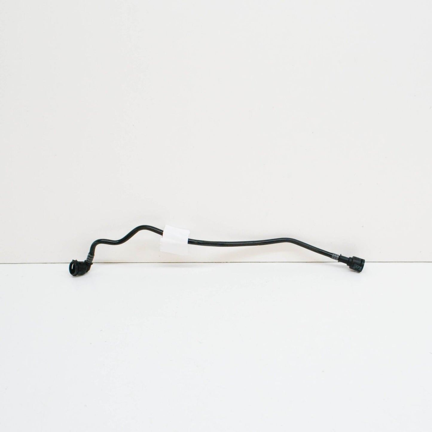 NEW MERCEDES-BENZ BW247 EXPANSION RESERVOIR BLEED LINE A2475011400 ORIGINAL