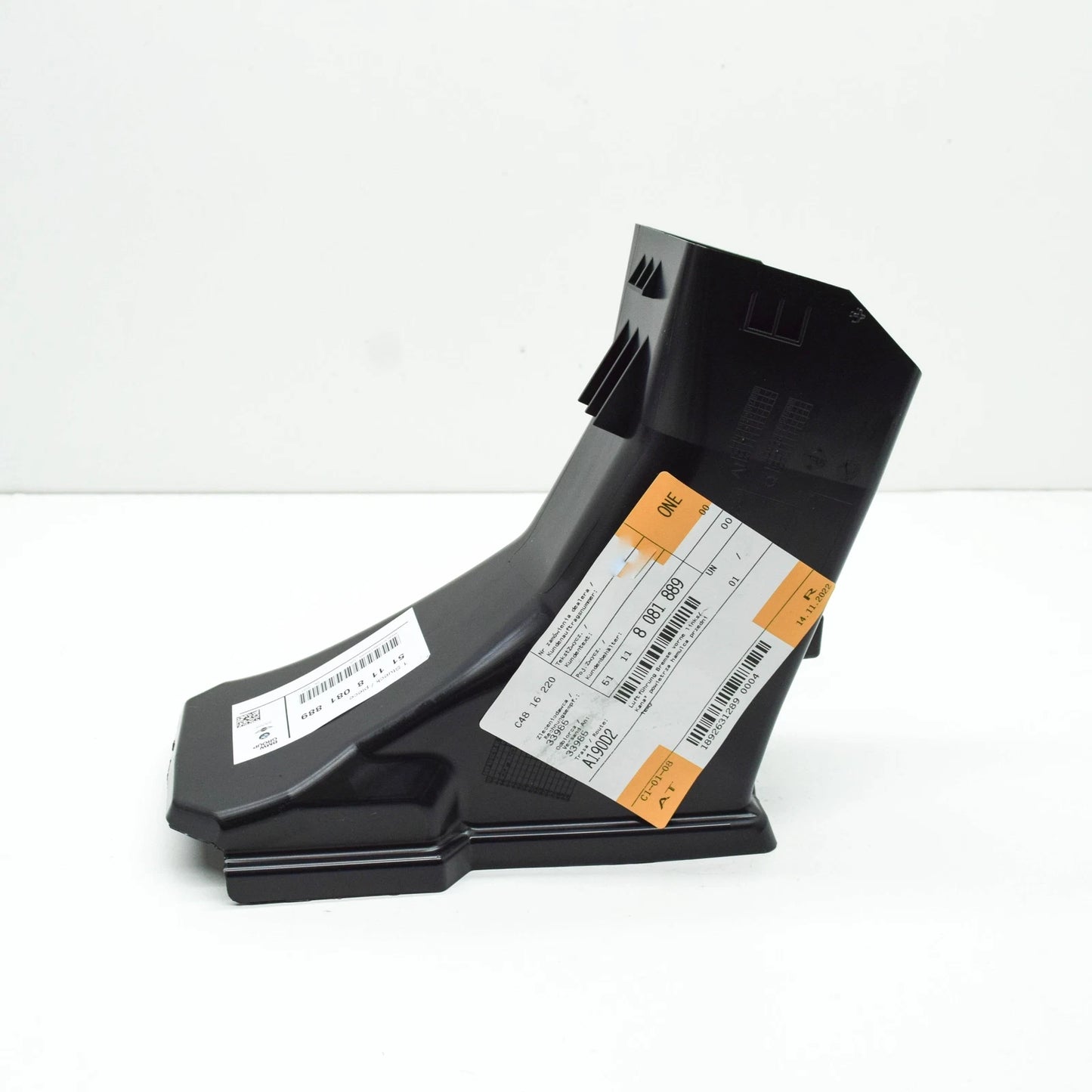 NEW BMW X3 G01 FRONT LEFT BRAKE AIR DUCT TUBE 51118081889 ORIGINAL