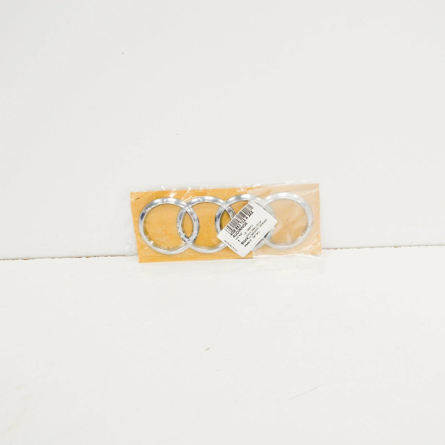 NEW AUDI A7 4G8 REAR EMBLEM LOGO 4G8853742A2ZZ