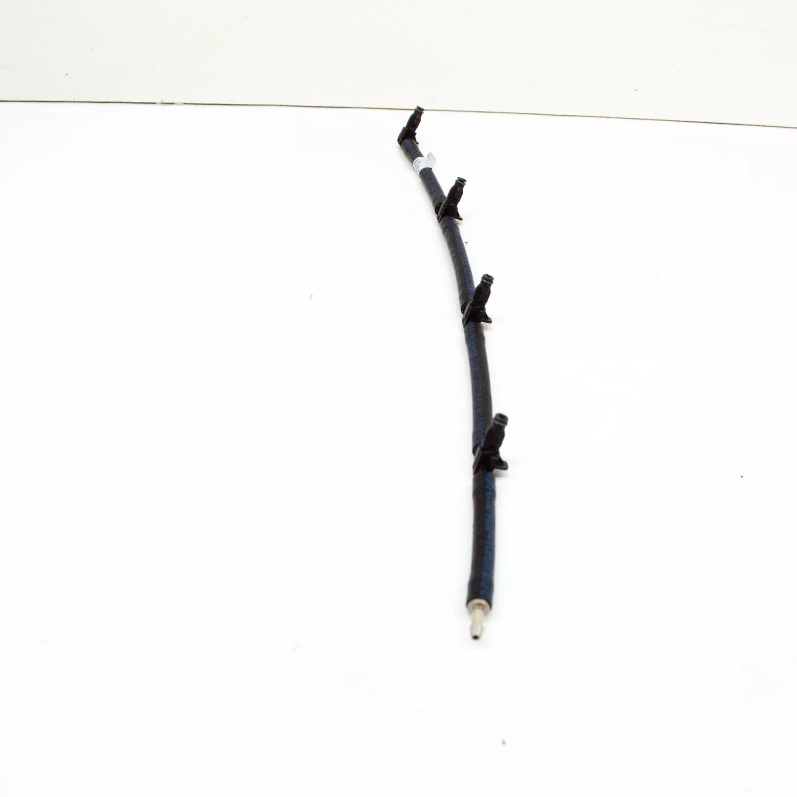 NEW MERCEDES-BENZ A W176 FUEL LEAK OIL LINE A6510702432 ORIGINAL