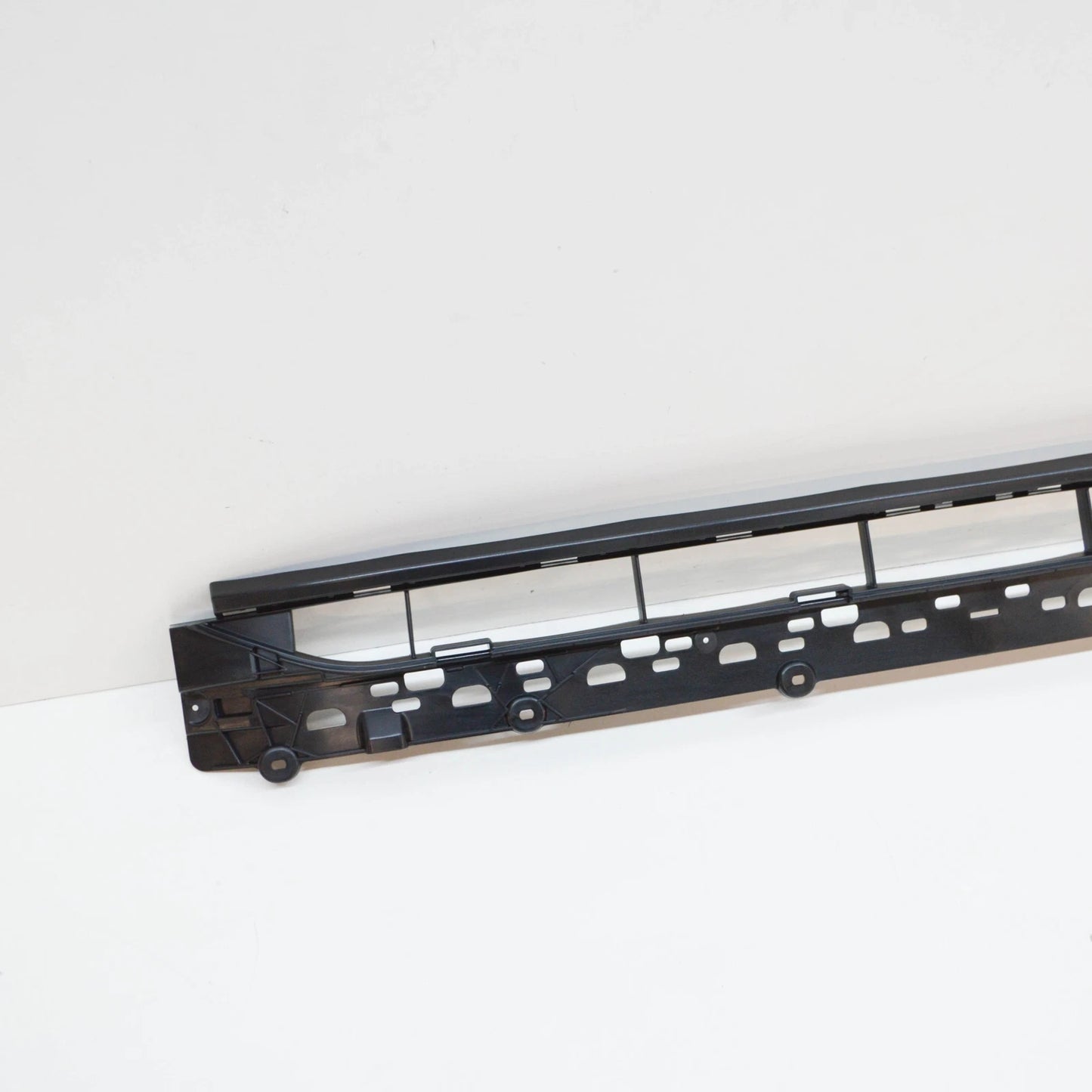 NEW AUDI Q8 4MN FRONT LOWER CENTRE GRILLE 4M8807647C9B9 4M8807647C 9B9