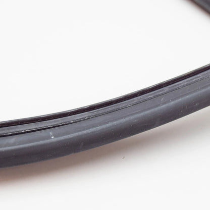 NEW BMW 6 E24 COUPE REAR BACK WINDOW WEATHERSTRIP 51311839116 1839116 ORIGINAL