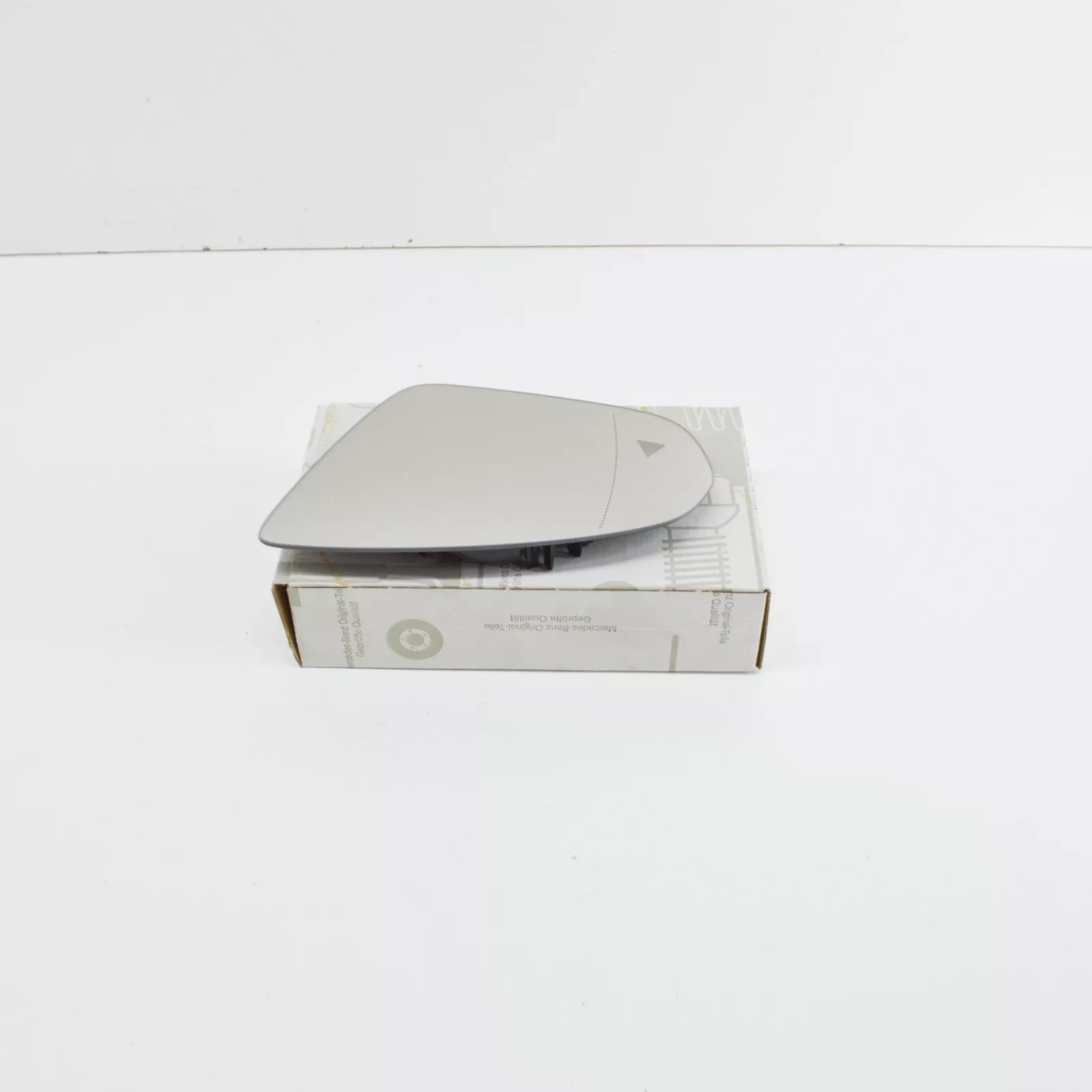 NEW MERCEDES-BENZ A W177 FRONT LEFT DOOR MIRROR GLASS A0998102101 ORIGINAL