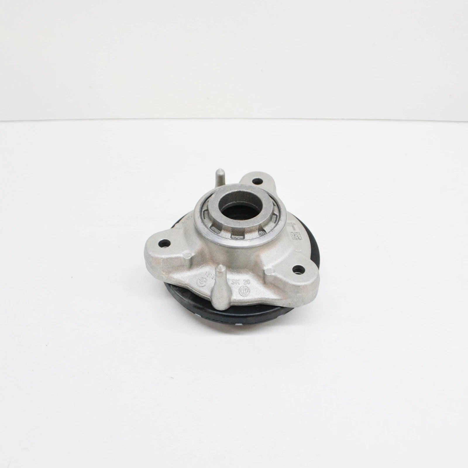 NEW BMW X3 G01 FRONT UPPER STRUT MOUNT 6888324 31306888324 ORIGINAL