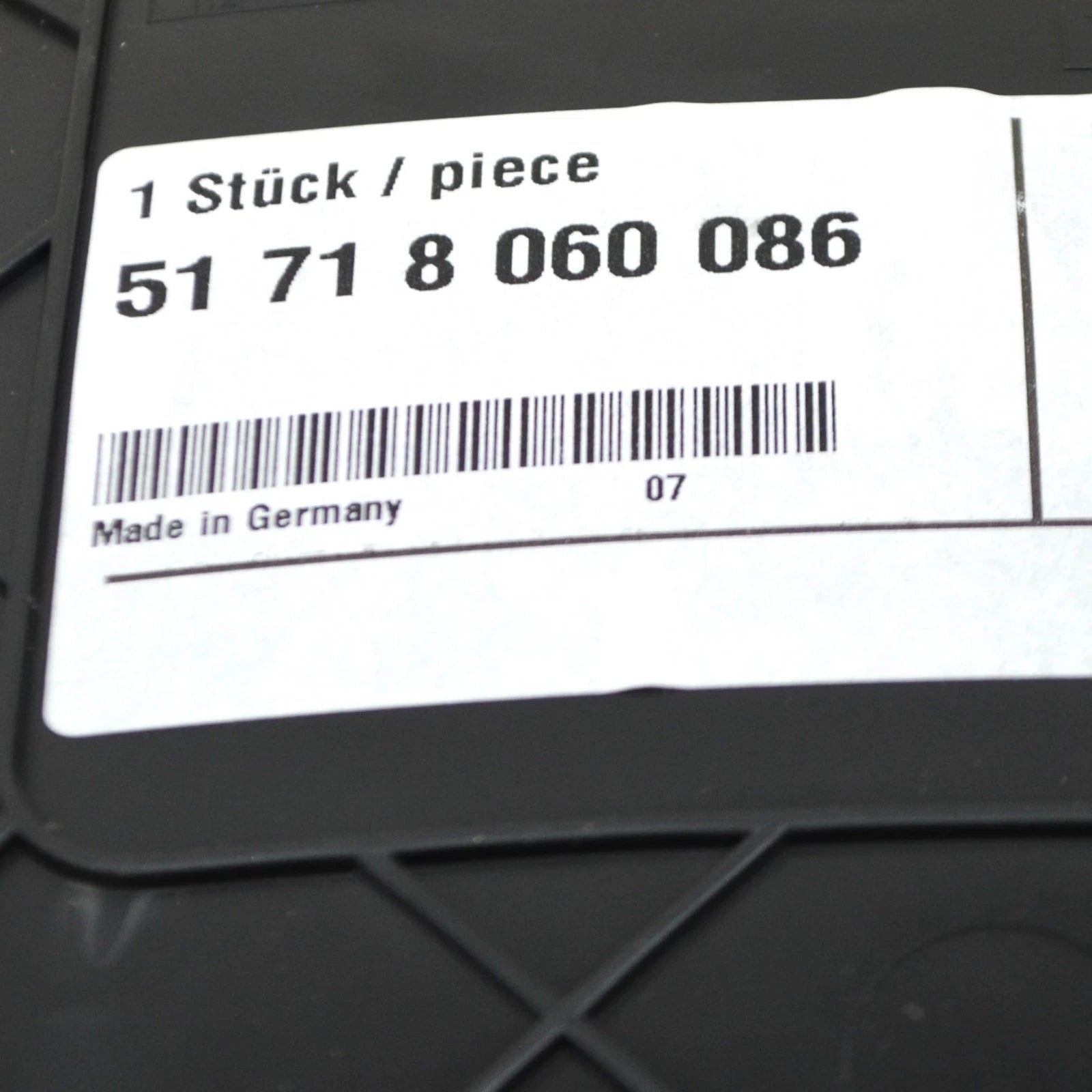 NEW BMW M5 F90 RIGHT UPPER LID FOR BULB EXCHANGE ACCESS COVER 8060086 ORIGINAL