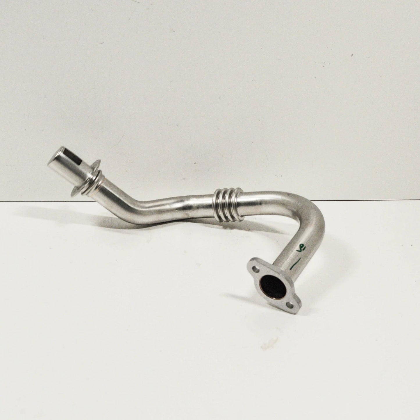 NEW VOLKSWAGEN TRANSPORTER T5 CONNECTING PIECE PIPE 03L131521AA ORIGINAL