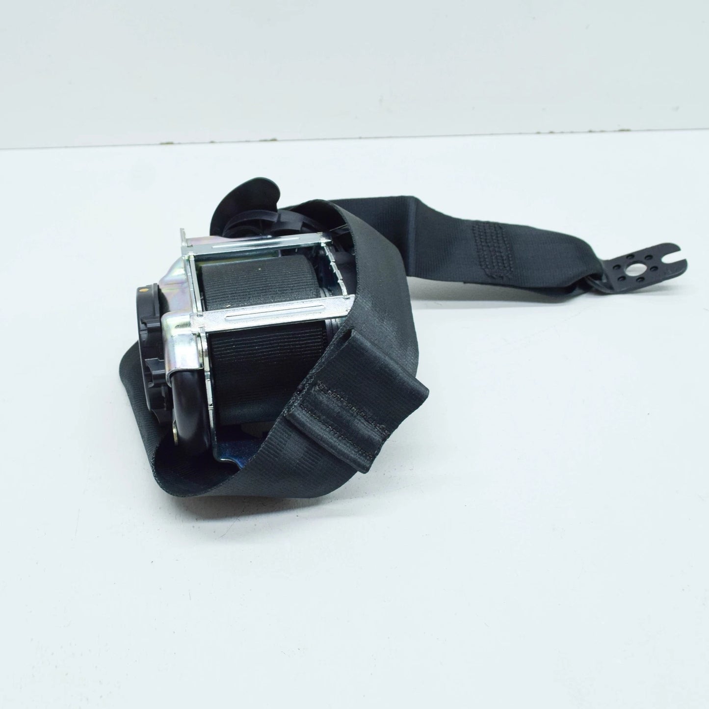 NEW VW JETTA A7 FRONT RIGHT THREE-POINT AUTOMATIC SEAT BELT 17A857706RAA