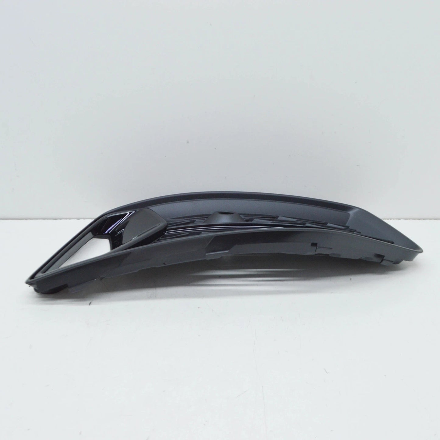 NEW AUDI A6 C8 AVANT FRONT RIGHT BUMPER GRILLE 4K0807648DT94