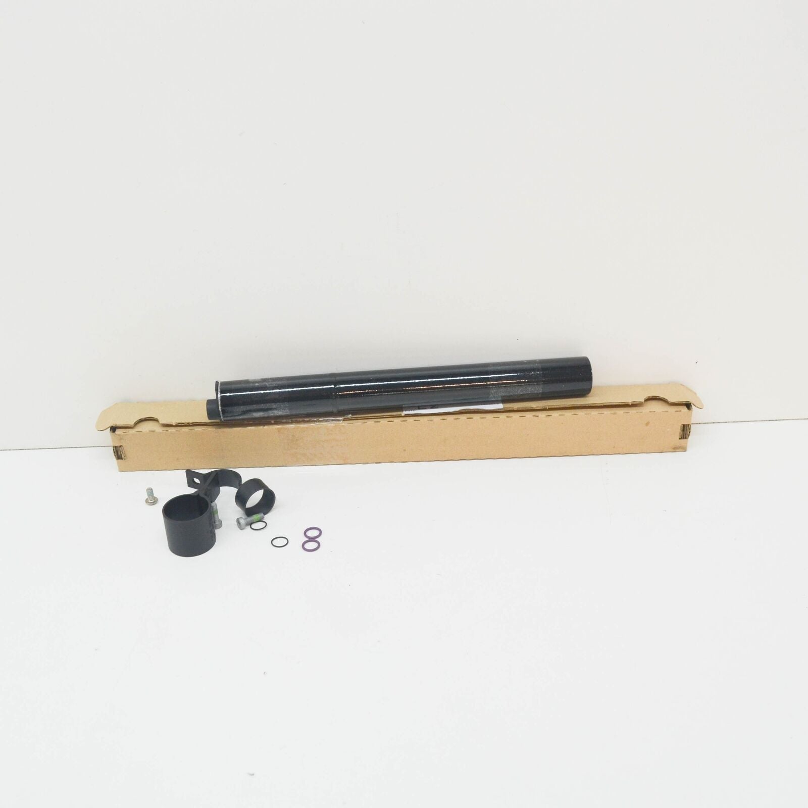 NEW AUDI A4 B8 A/C DRYER INSERT WITH ATTACHMENT PARTS 8K0298403B ORIGINAL