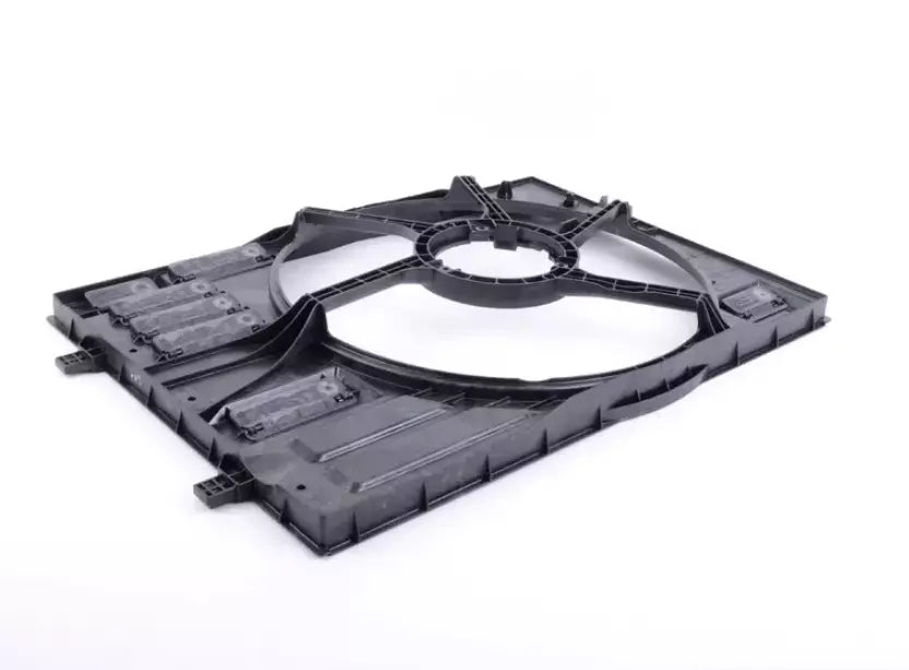 NEW AUDI Q2 ENGINE COOLING FAN SHROUD 5Q0121205AQ